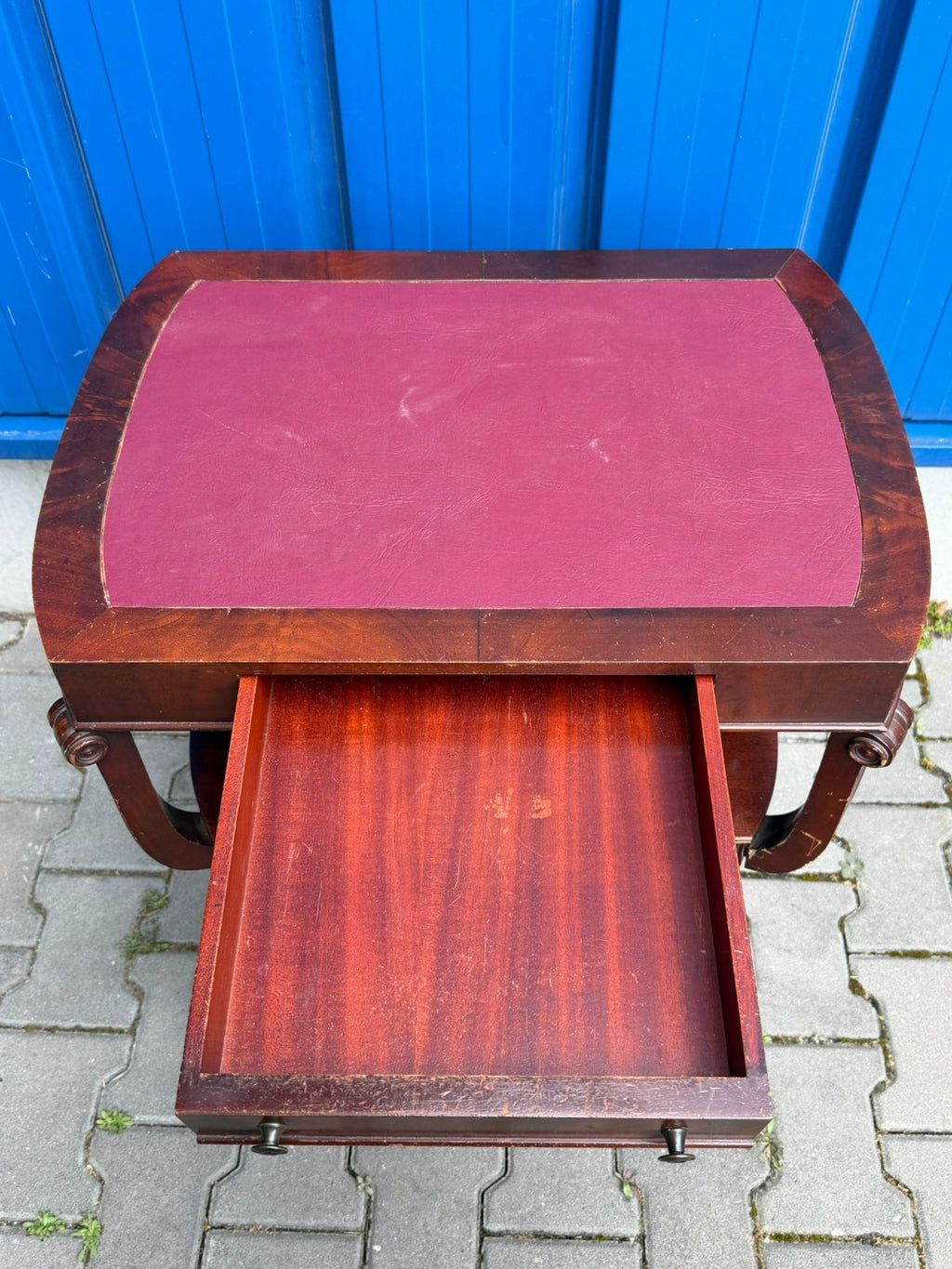 Vintage Beistelltisch England Mahagoni mit Leder