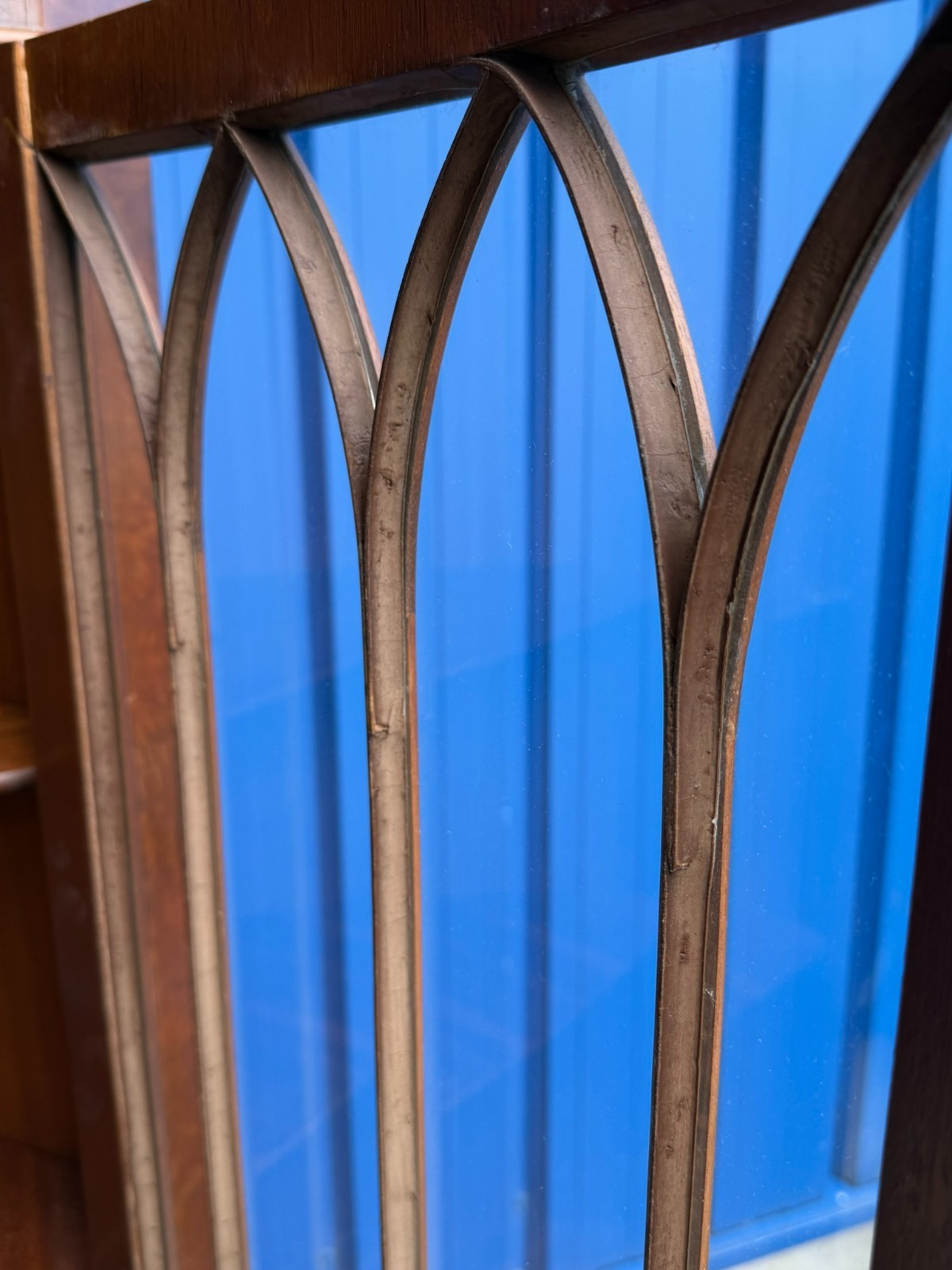 Vintage Sheradon Stil Schrank Aufsatzvitrine Vitrine Stilmöbel