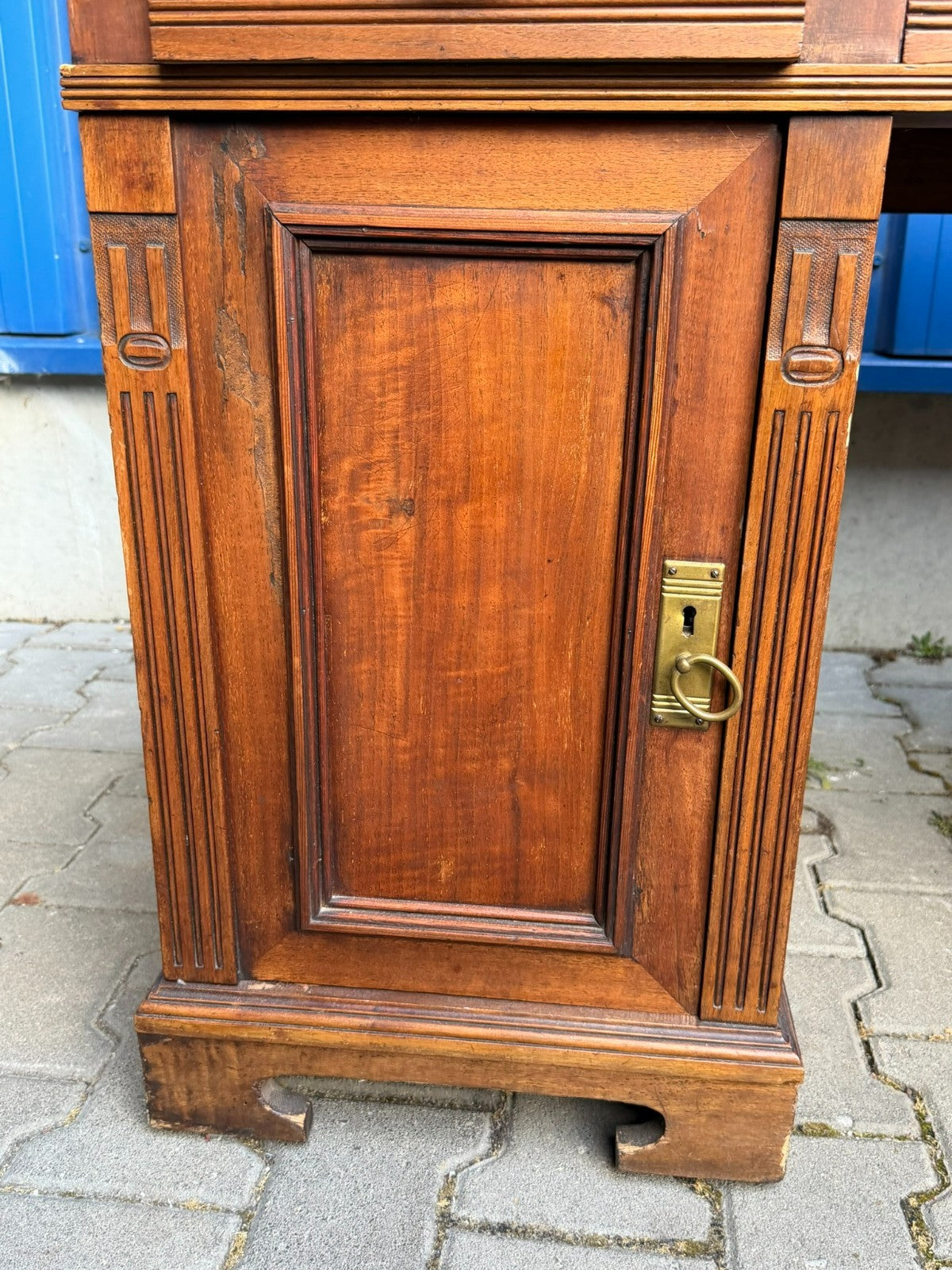 Antiker Jugendstil Schreibtisch um 1910 Nussbaum