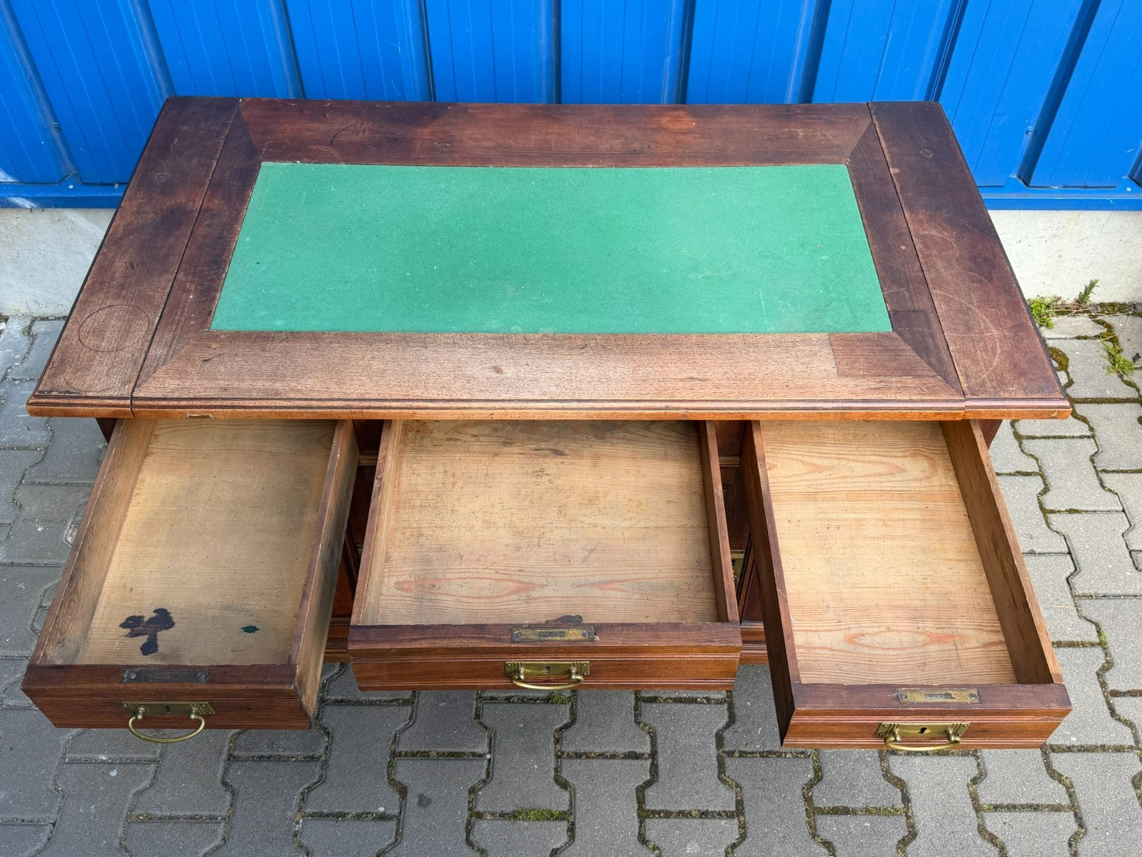 Antiker Jugendstil Schreibtisch um 1910 Nussbaum