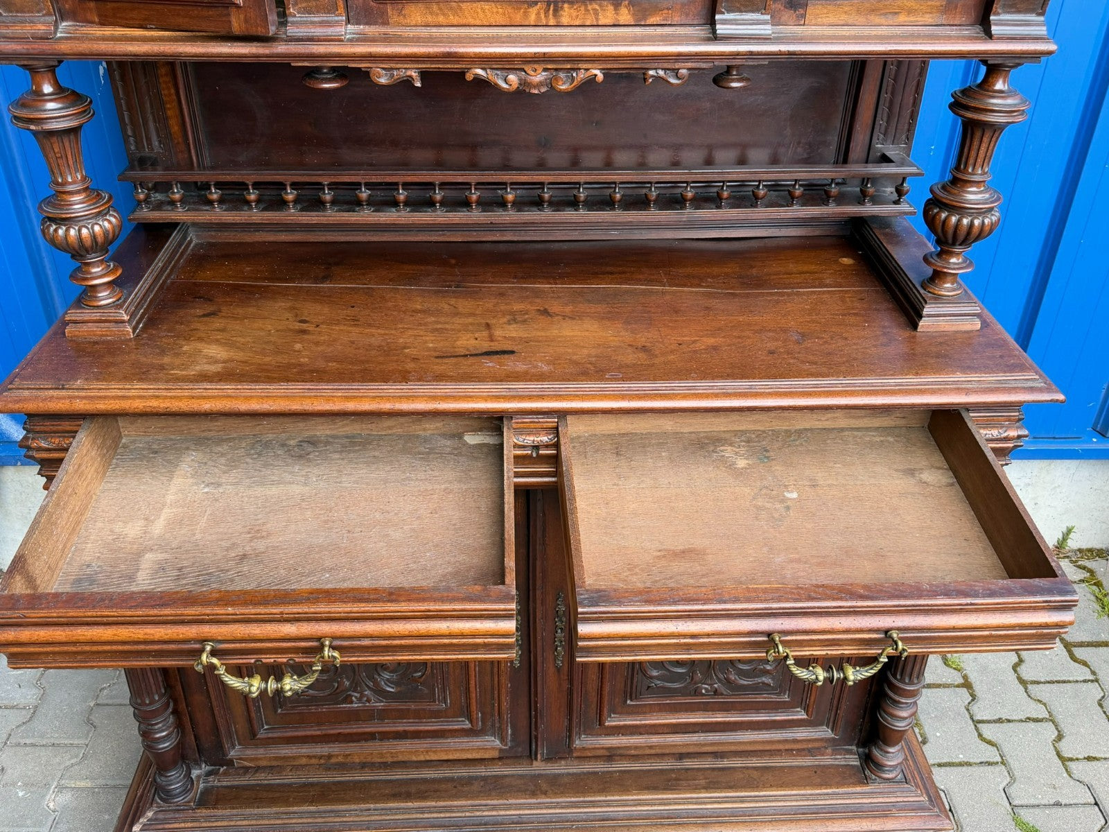 Antiker Schrank Buffet Neo Renaissance um 1880 Mahagoni Schnitzwerk