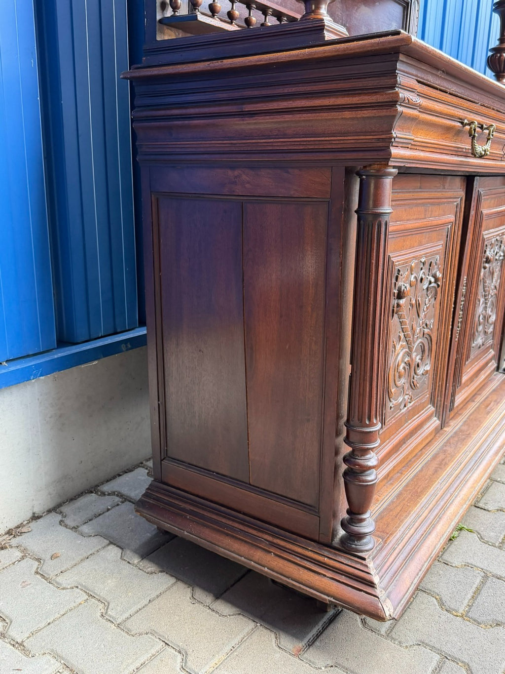 Antiker Schrank Buffet Neo Renaissance um 1880 Mahagoni Schnitzwerk