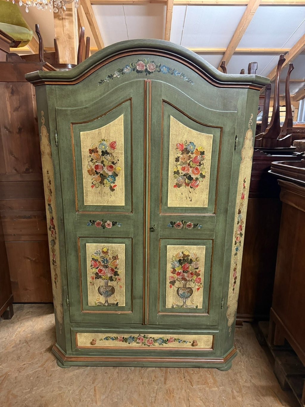 VINTAGE BAUERNSCHRANK SCHRANK BAROCK STIL HOLZ HANDBEMALT 20 TES JHDT
