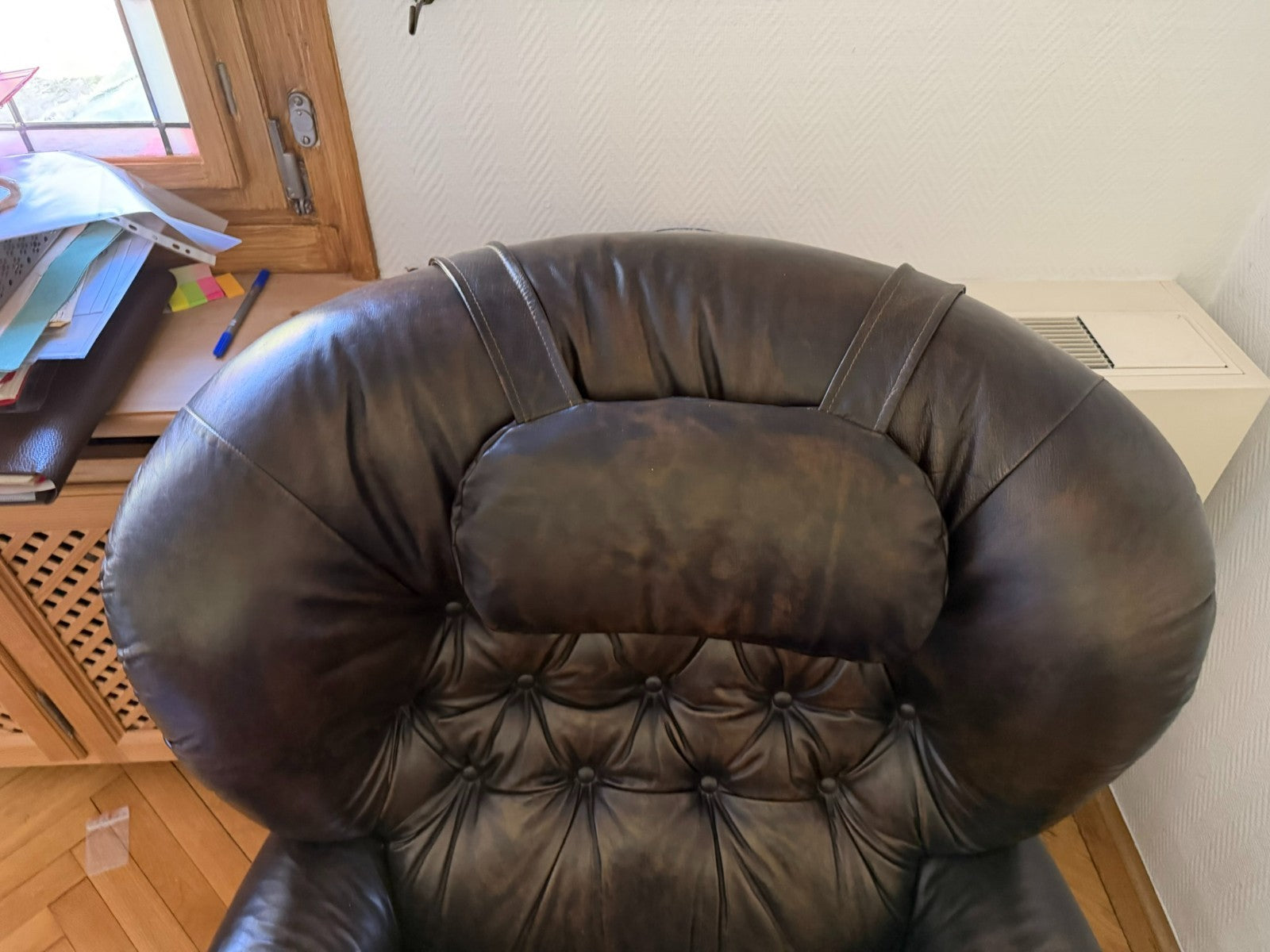 Vintage Ledersessel Sessel massiv aus Leder auf Rollen
