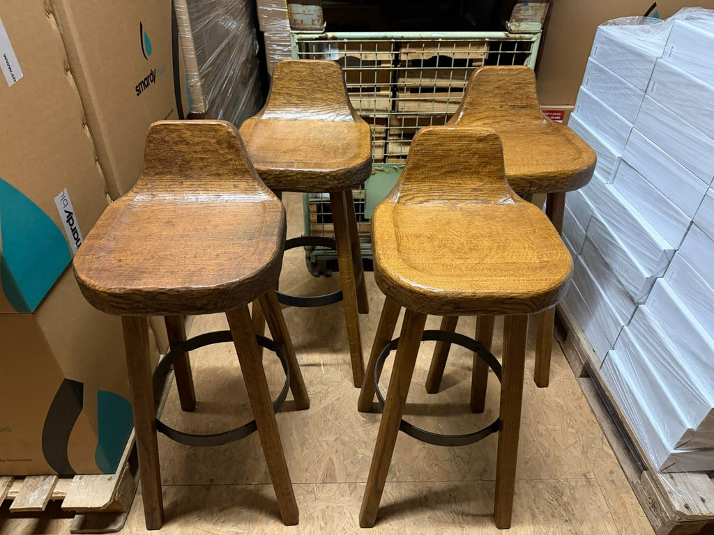 SET MASSIVE BARHOCKER VINTAGE HANDGEFERTIGT AUS HOLZ