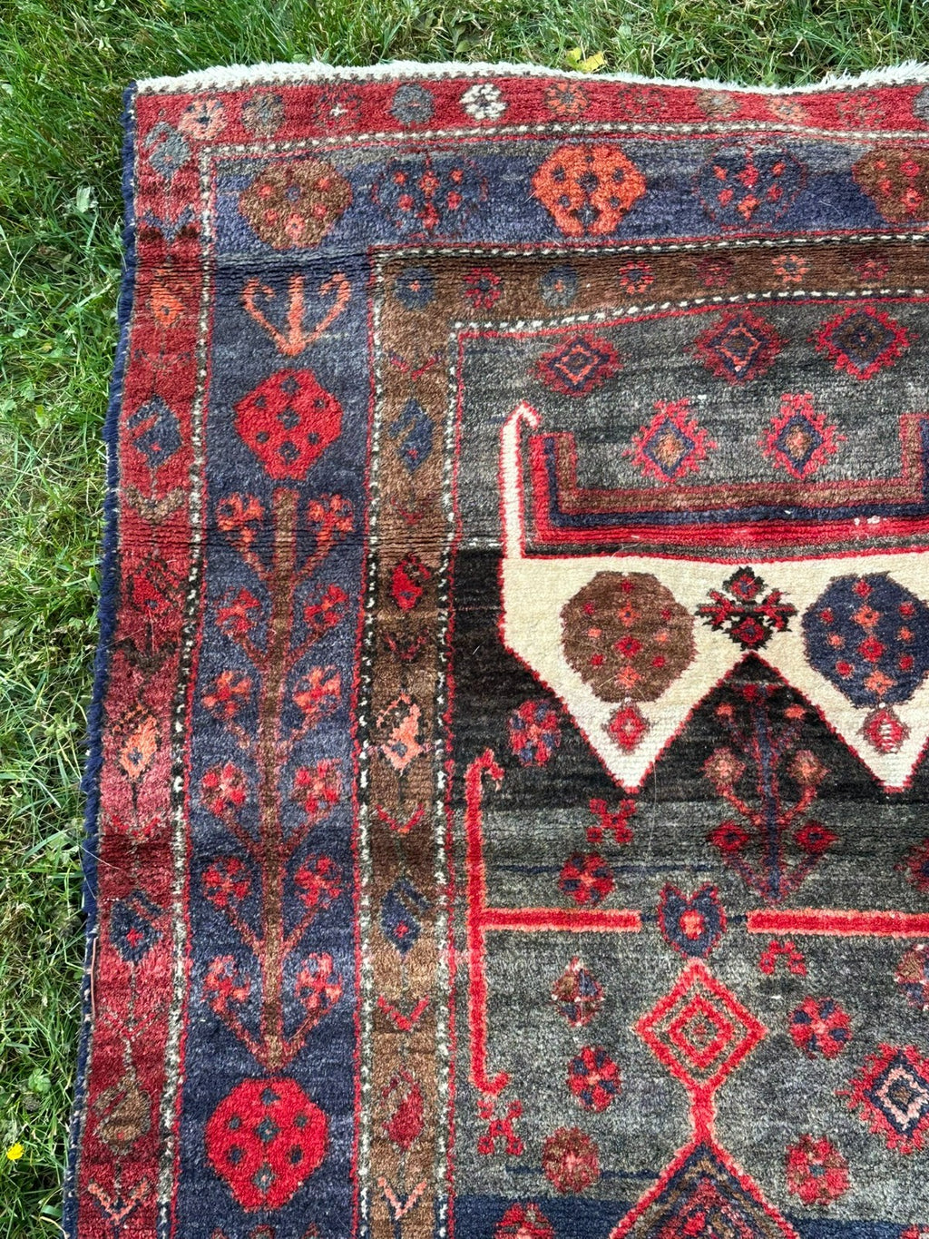 Orientteppich im Stil Hamadan Kurde Nomaden Wolle handgeknüpft 249X139 alt