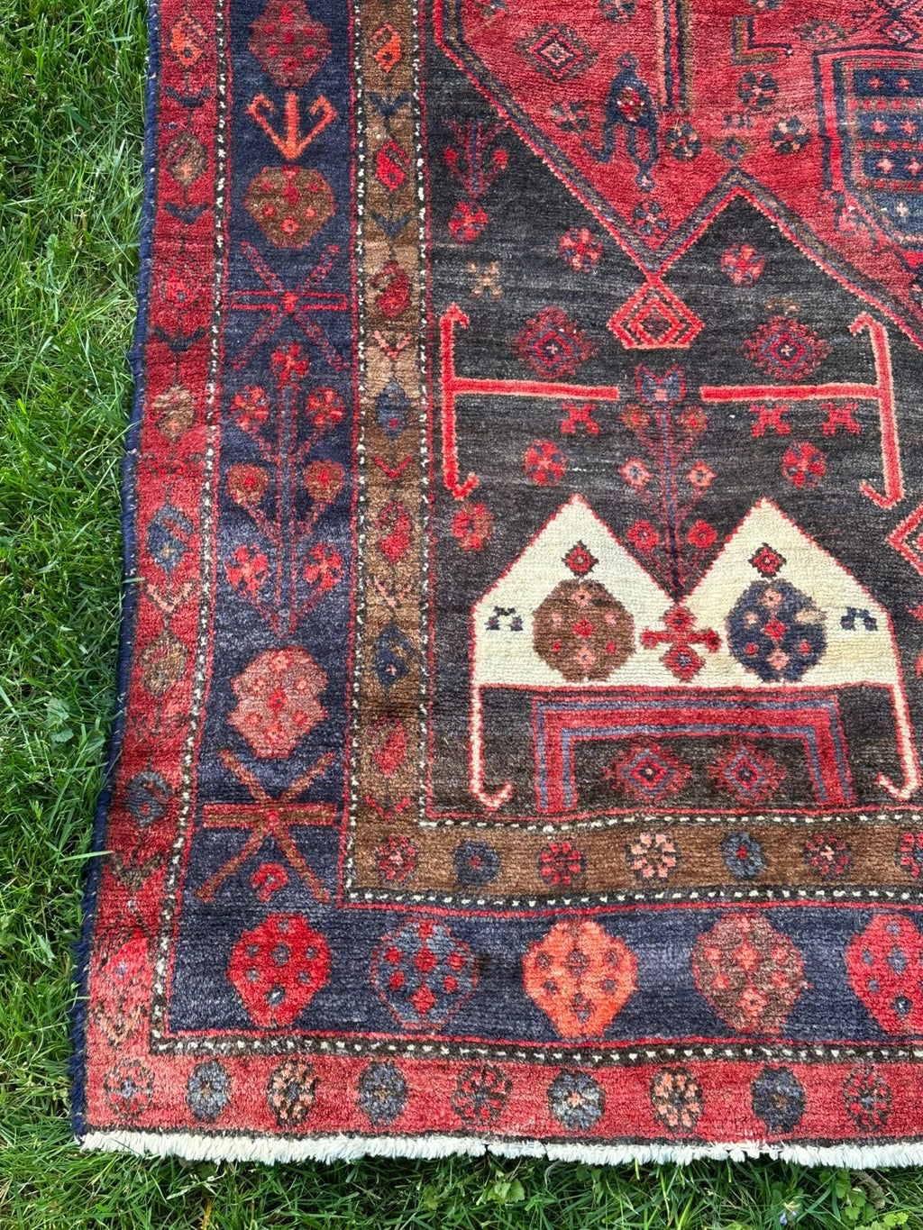Orientteppich im Stil Hamadan Kurde Nomaden Wolle handgeknüpft 249X139 alt