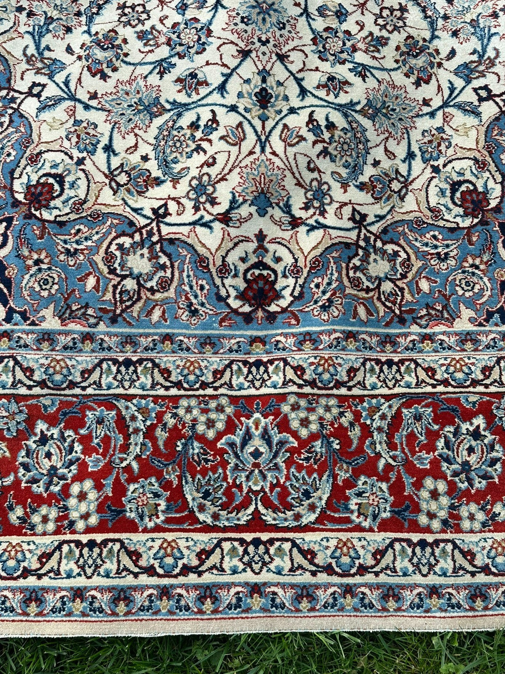 Orientteppich im Stil Nain handgeknüpft Creme/blau Medaillon 231x146cm