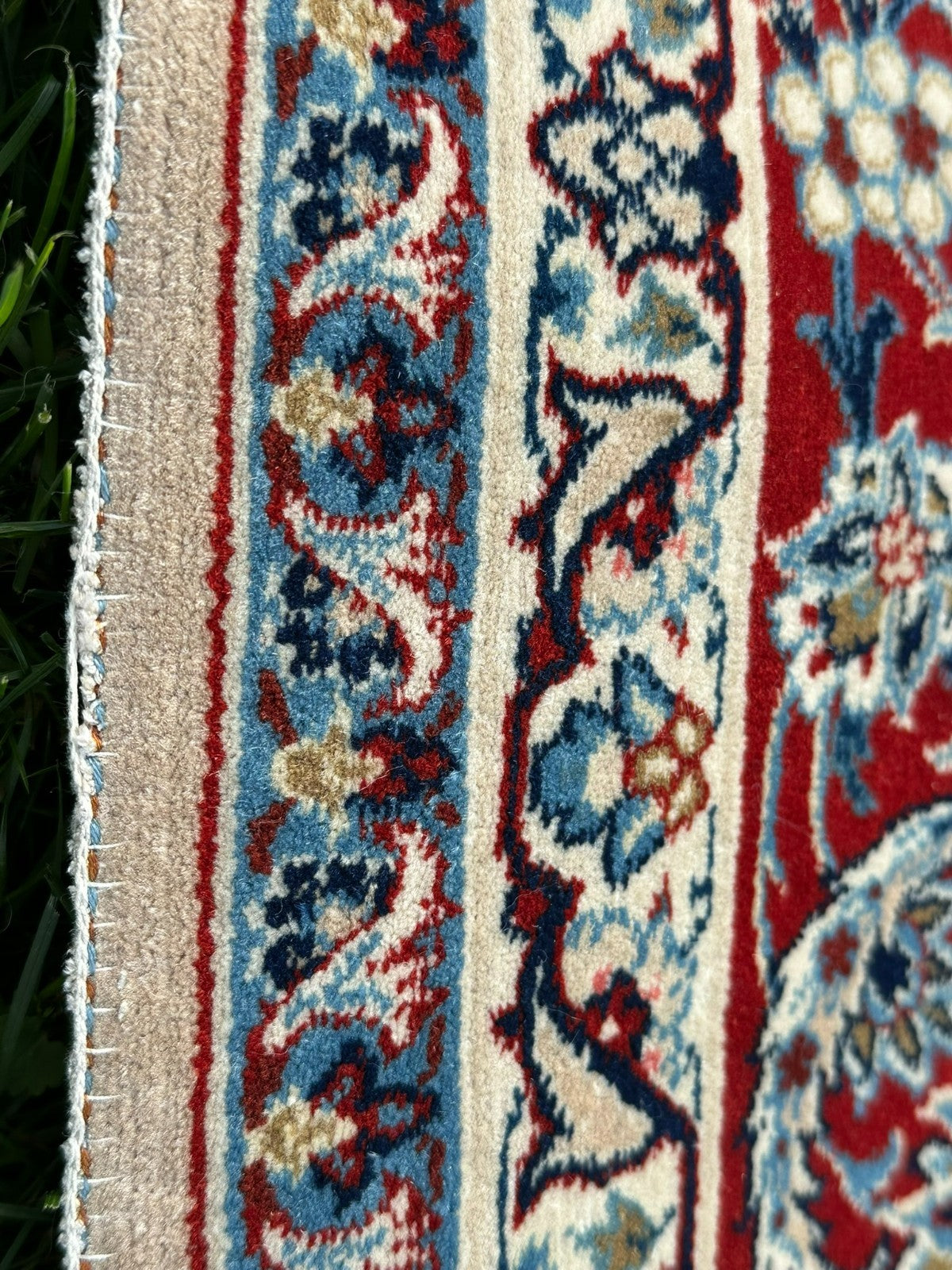 Orientteppich im Stil Nain handgeknüpft Creme/blau Medaillon 231x146cm
