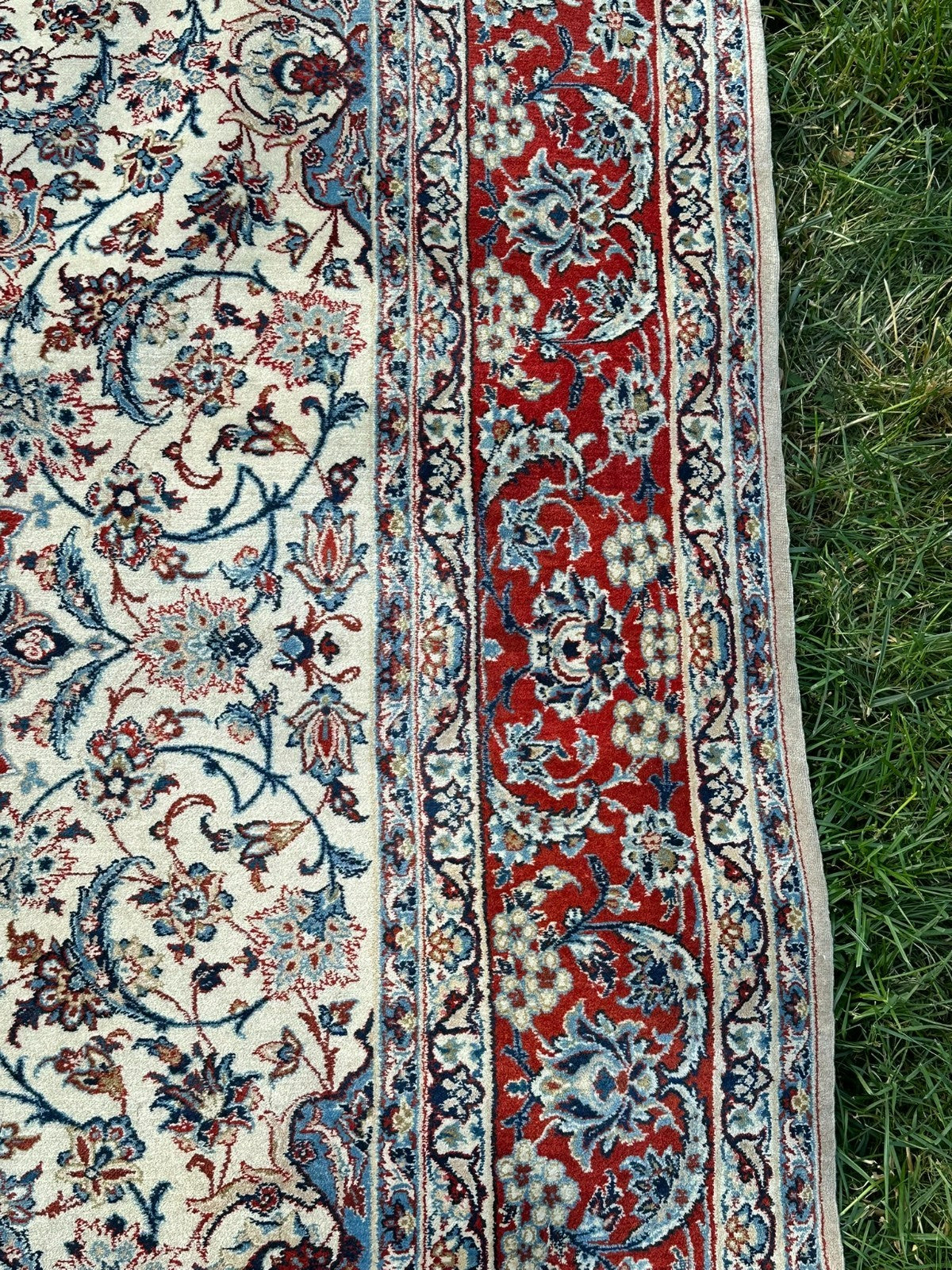 Orientteppich im Stil Nain handgeknüpft Creme/blau Medaillon 231x146cm