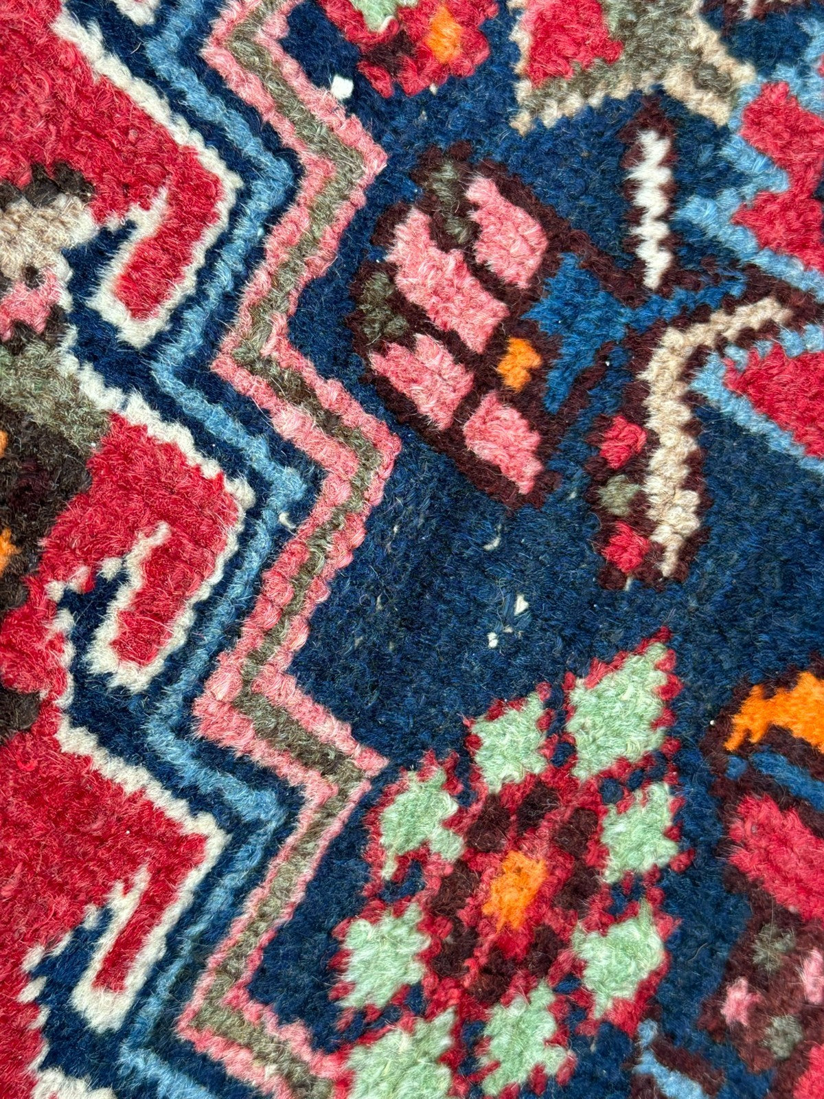 Orientteppich im Hamadan-Stil handgeknüpft rot blau Medaillon 207 X 131 Cm