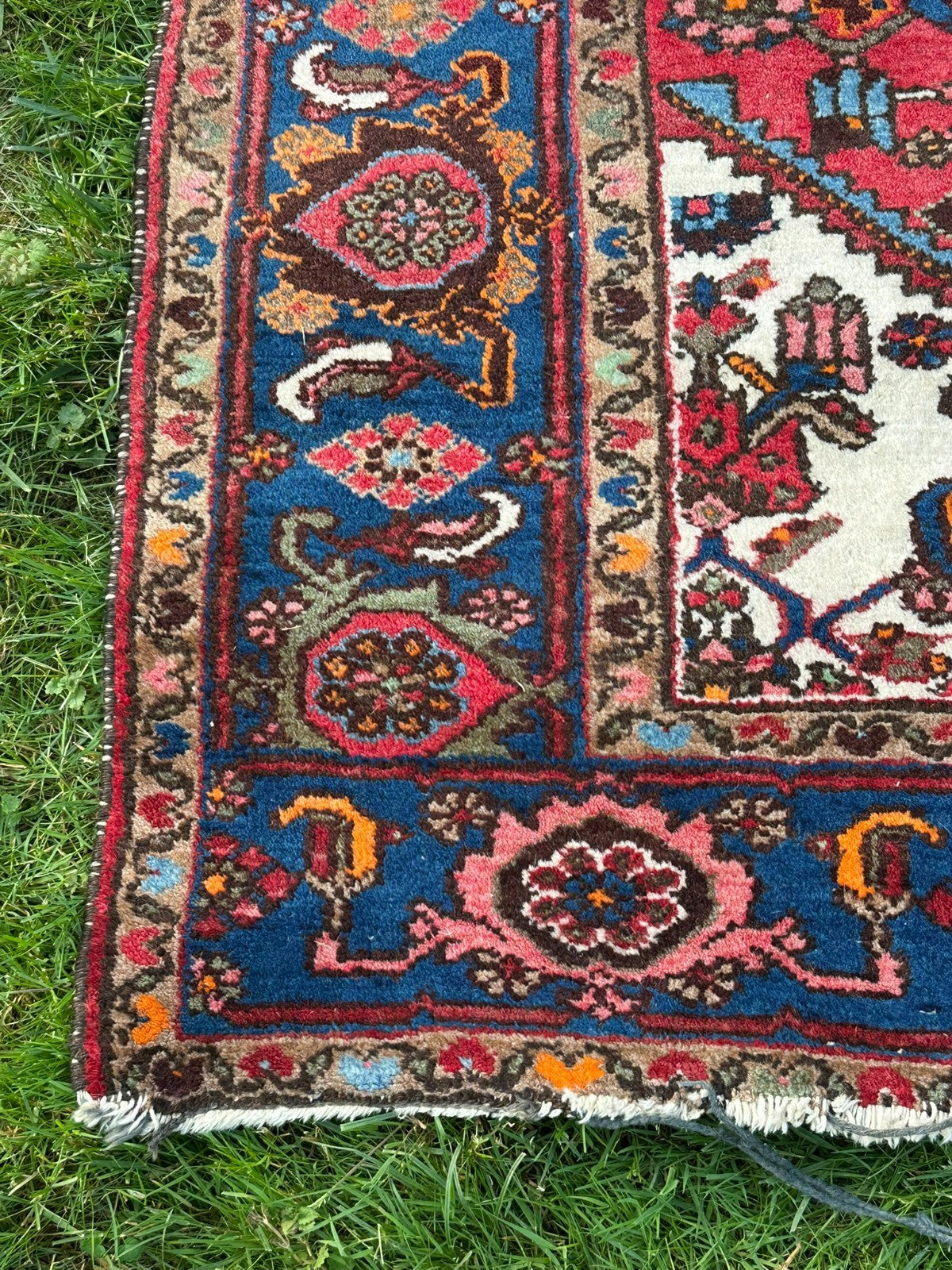 Orientteppich im Hamadan-Stil handgeknüpft rot blau Medaillon 207 X 131 Cm