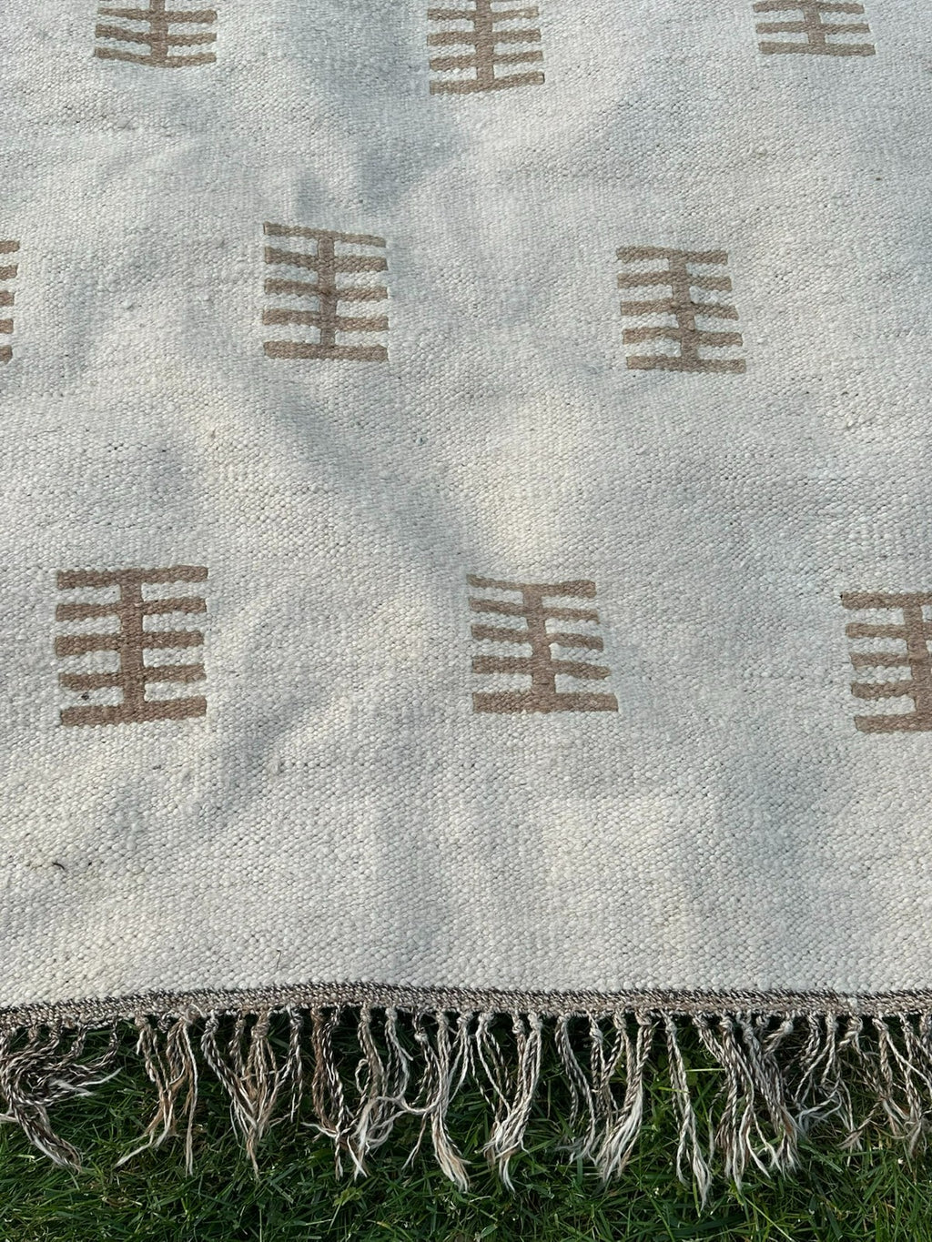 Kelim Teppich Wolle Flachgewebe Creme Geometrisch Boho Handgewebt 326x205 Cm