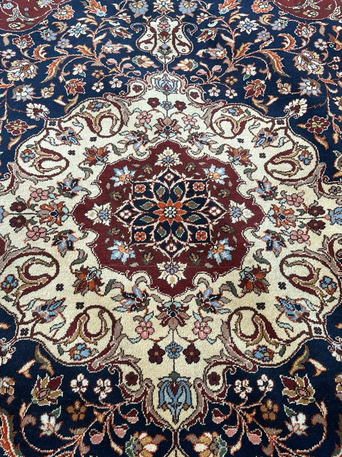 Orientteppich im Stil Täbriz handgeknüpft Medaillon Wolle Blau/rot 360X234cm