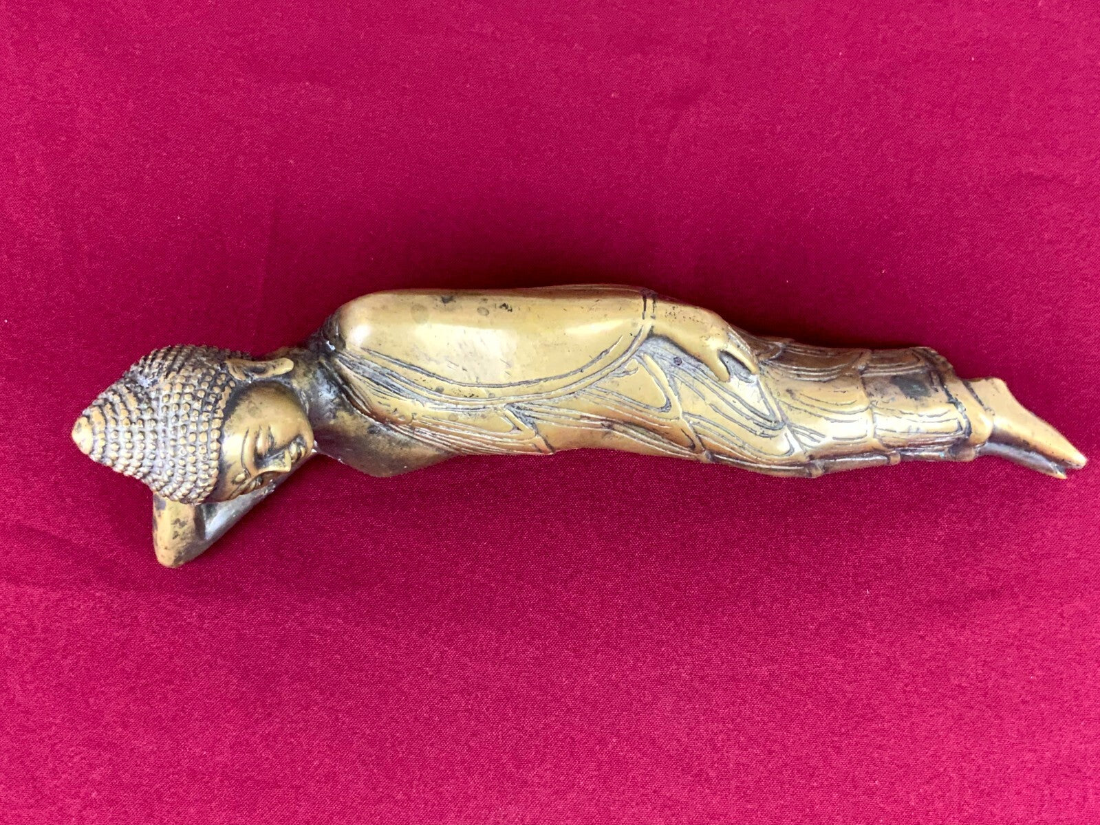 Antike Figur liegende Bodhisattva Guanyin Parinirvana Thailand 19 tes Jhdt