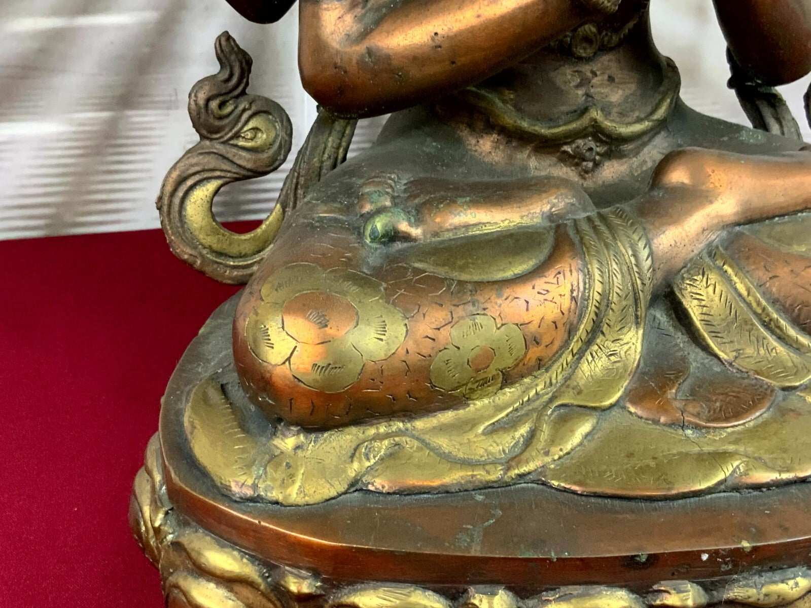 Antike Figur Bodhisattva Messing und Kupfer Tibet / China 44cm hoch