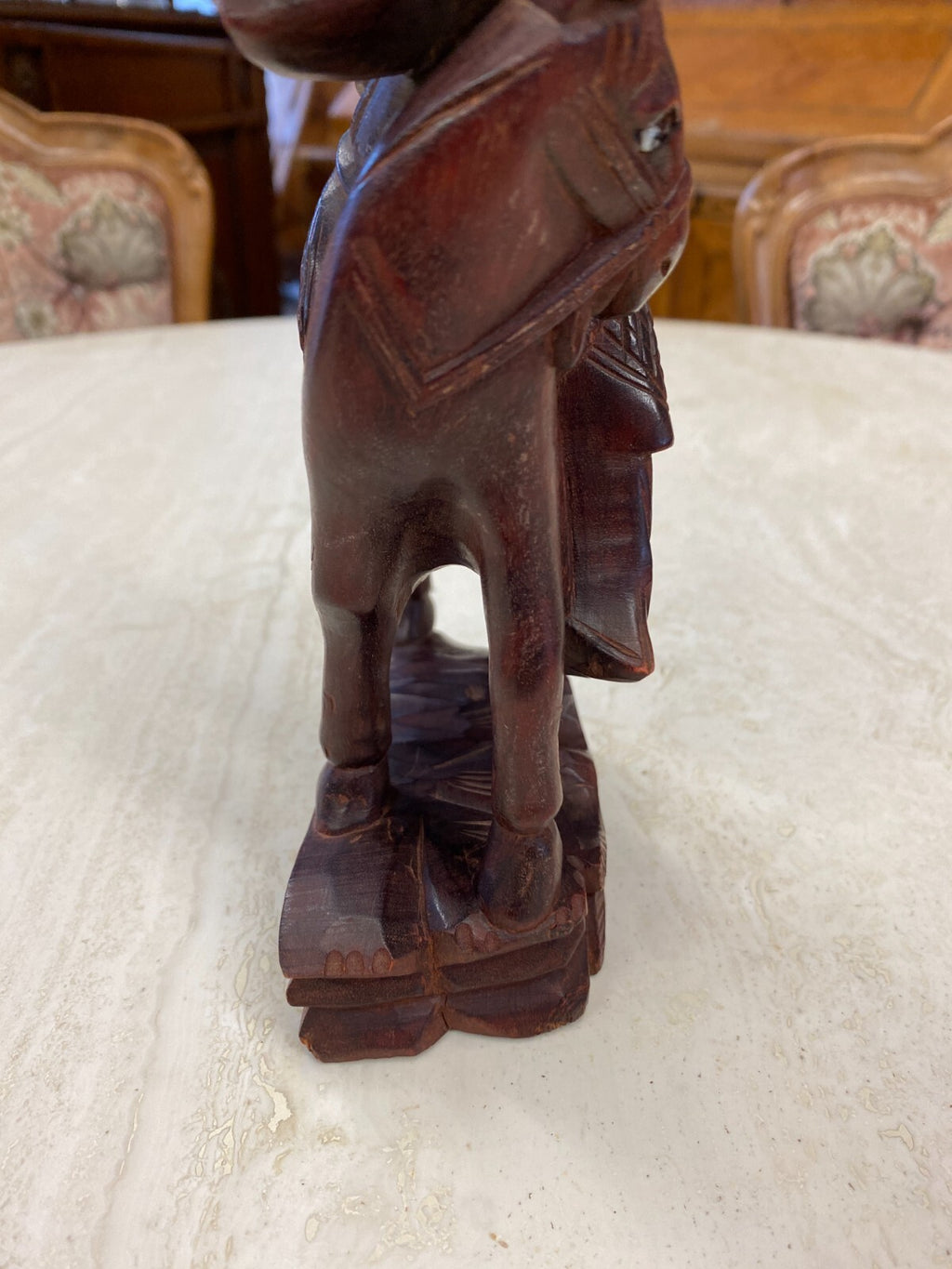 China Skulptur aus Holz Mann auf Pferd 21cm hoch