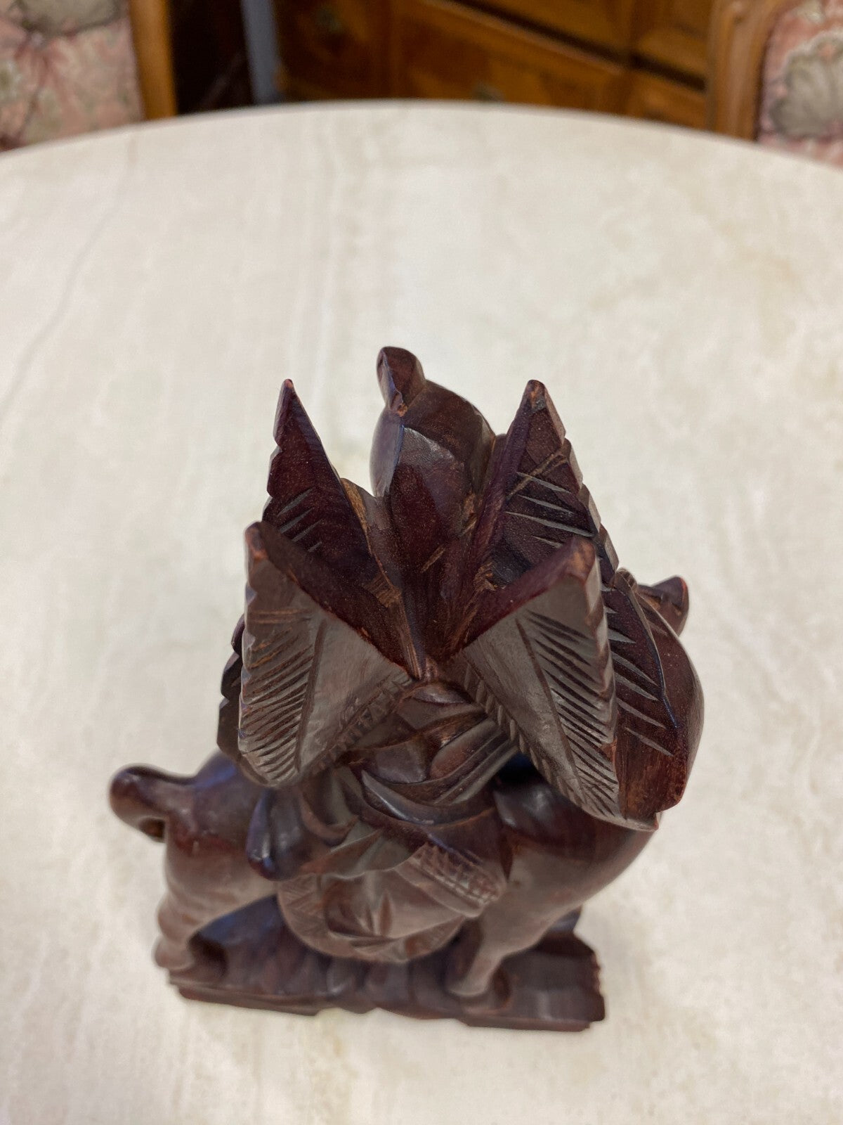 China Skulptur aus Holz Mann auf Pferd 21cm hoch