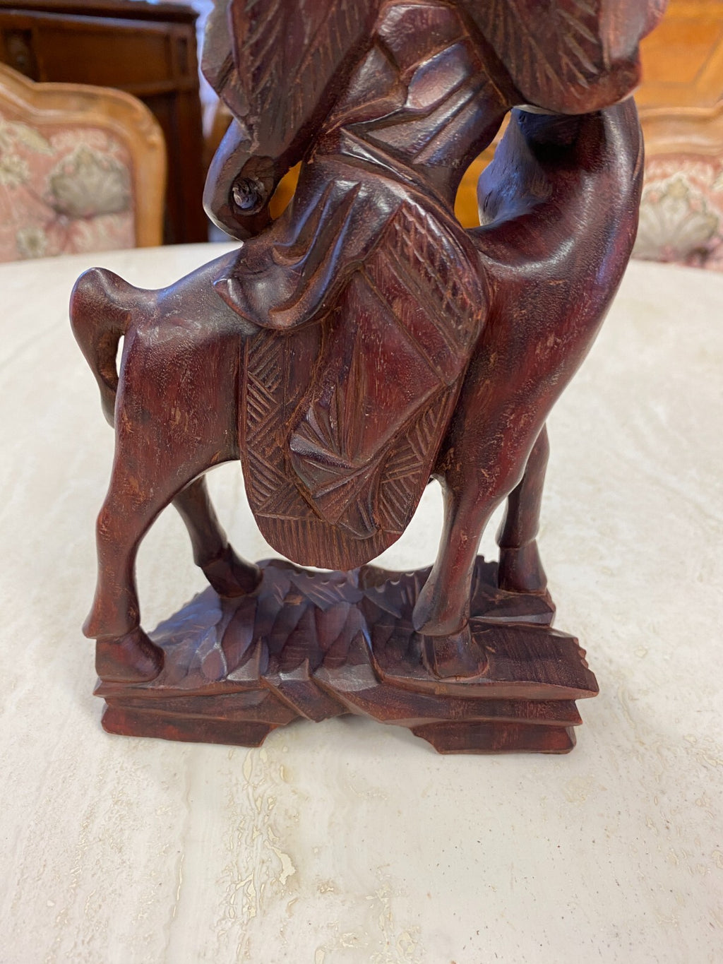 China Skulptur aus Holz Mann auf Pferd 21cm hoch