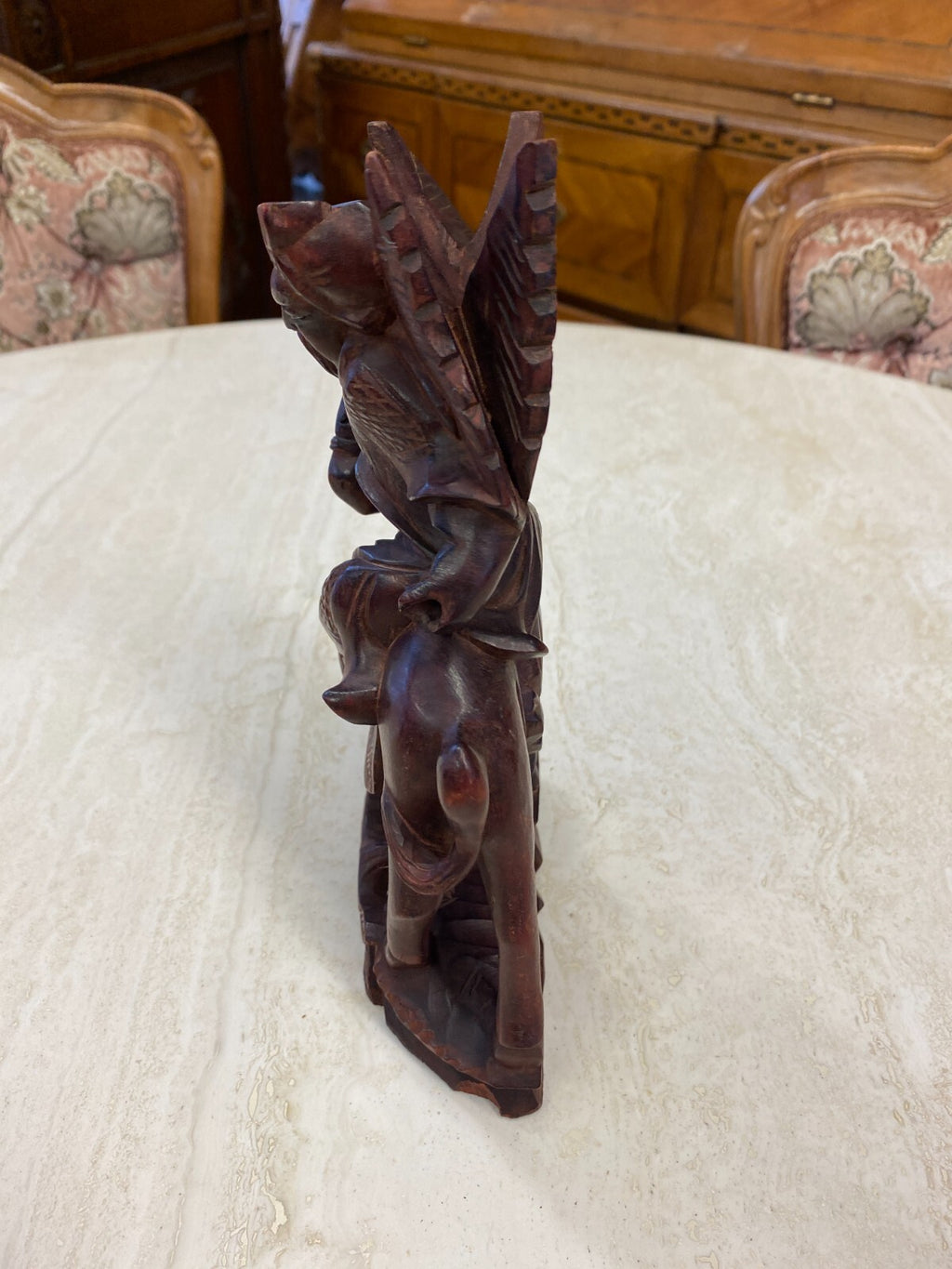China Skulptur aus Holz Mann auf Pferd 21cm hoch