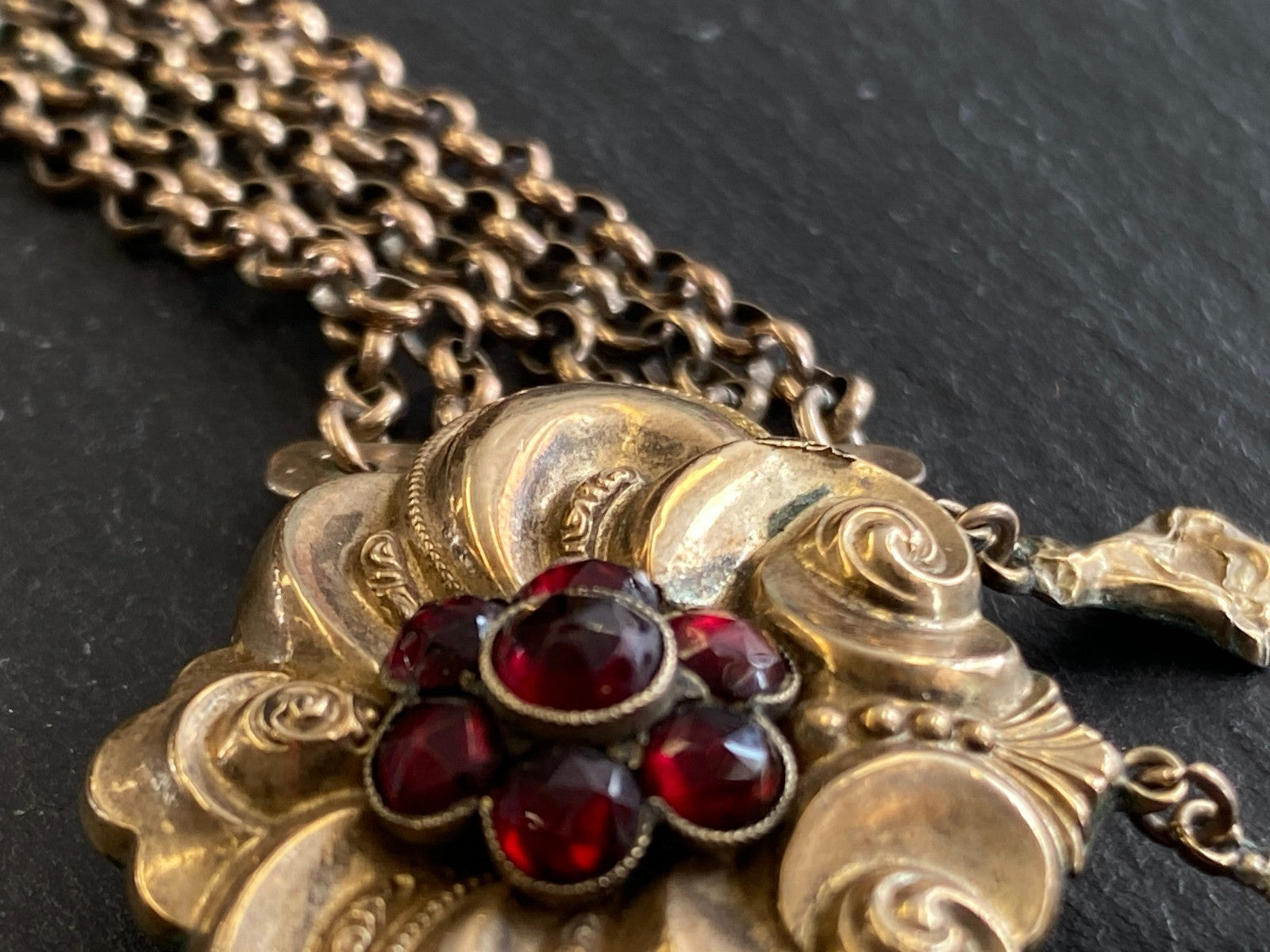 Antike Halskette Kropfkette Trachtenkette Sterling Silber vergoldet Granat 19JH