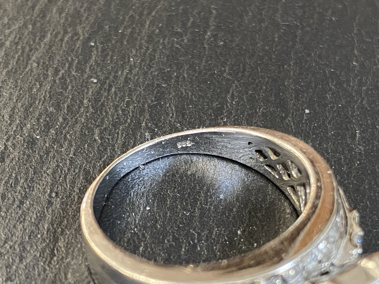 Herausragender Ring mit Diamanten Weissgold 585 Grösse 62,5 1,94ct P/f 9,29g