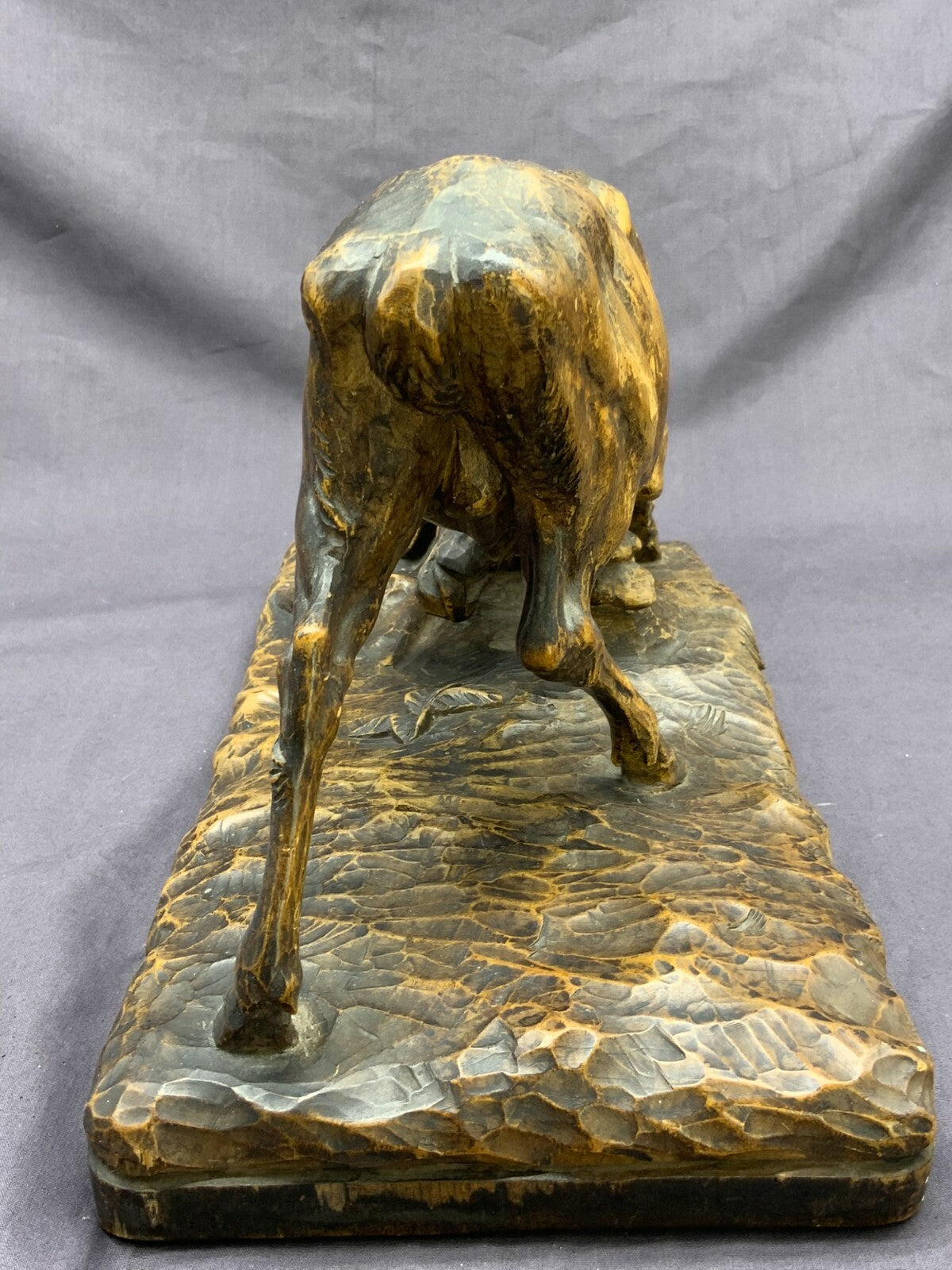 Tirol Skulptur Hirsch Figur aus Holz antik 19-tes Jhdt Monogrammiert