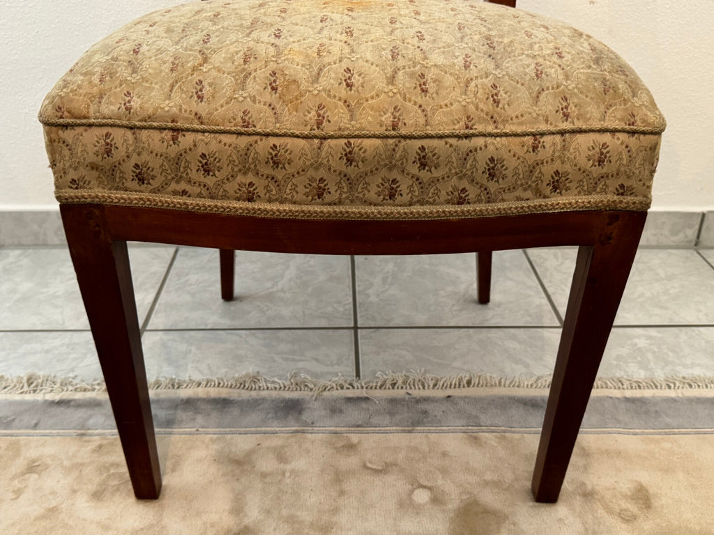 Antiker Biedermeier Stuhl um 1860 Nussbaum