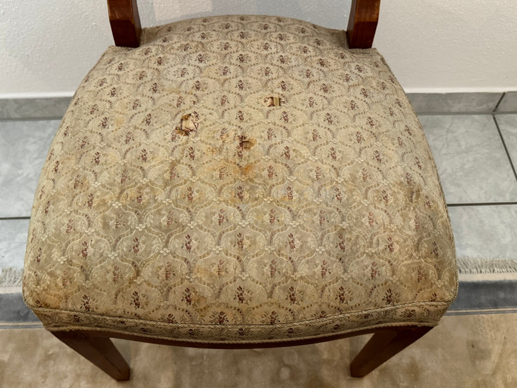 Antiker Biedermeier Stuhl um 1860 Nussbaum