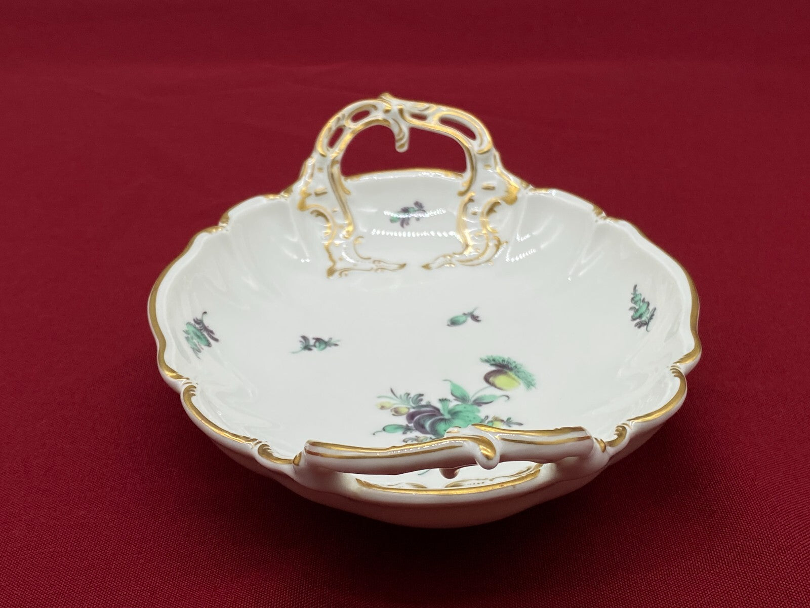 Rokoko Porzellan Schale mit Henkeln Nymphenburg Top Zustand handbemalt