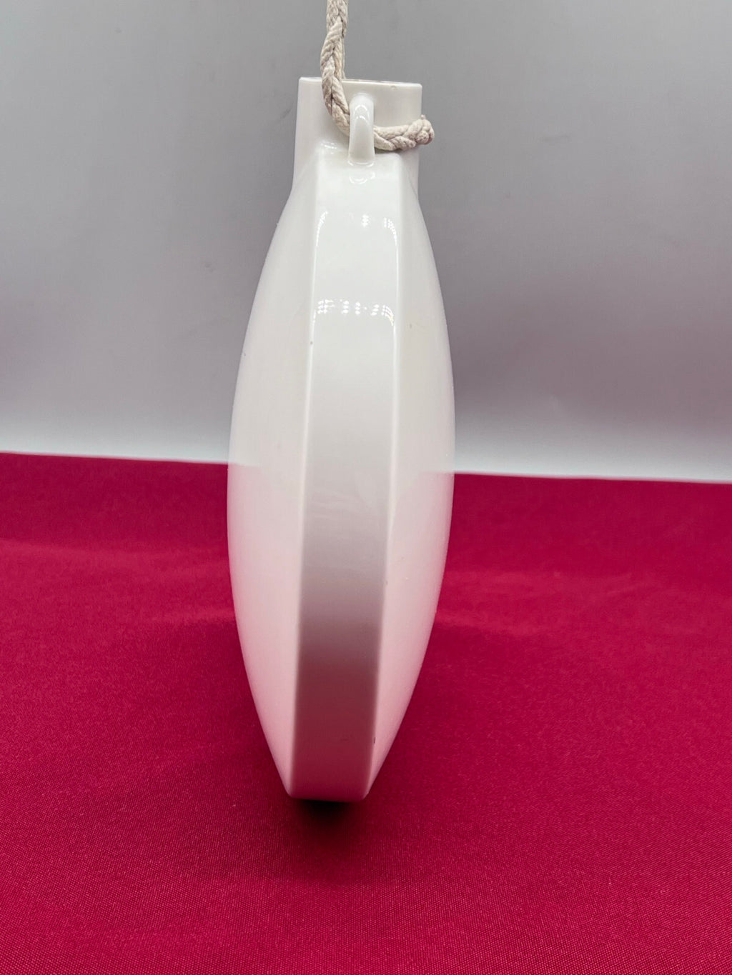 Trinkflasche aus Porzellan KPM Berlin Pilgerflasche Trabant Trude Petri um 1962