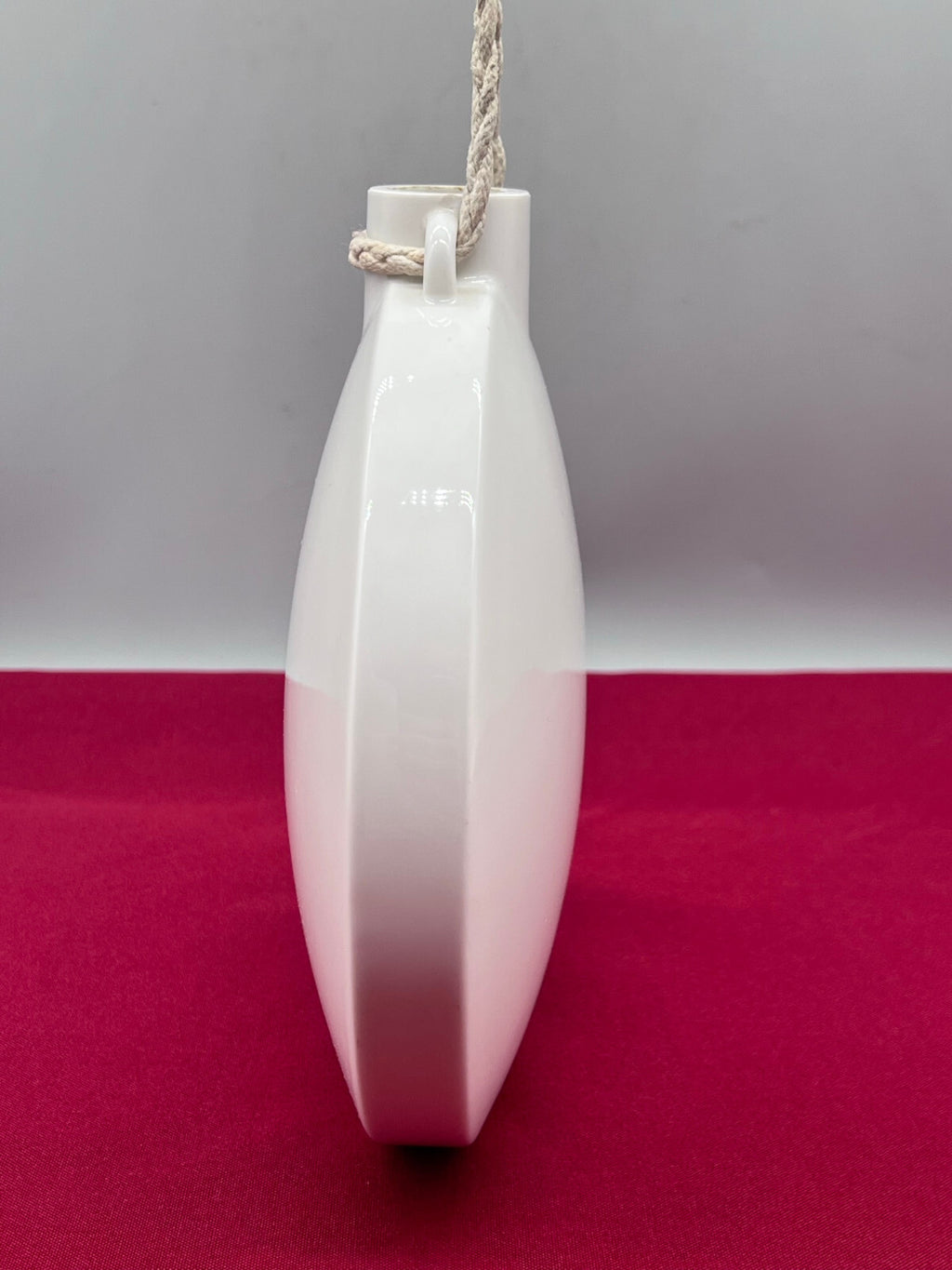 Trinkflasche aus Porzellan KPM Berlin Pilgerflasche Trabant Trude Petri um 1962