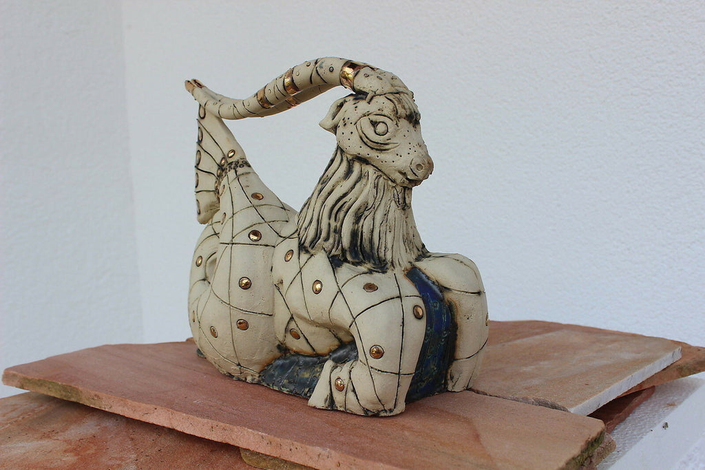 Sternzeichen Steinbock Skulptur aus Keramik Xxl vergoldet wunderschön Hochwertig