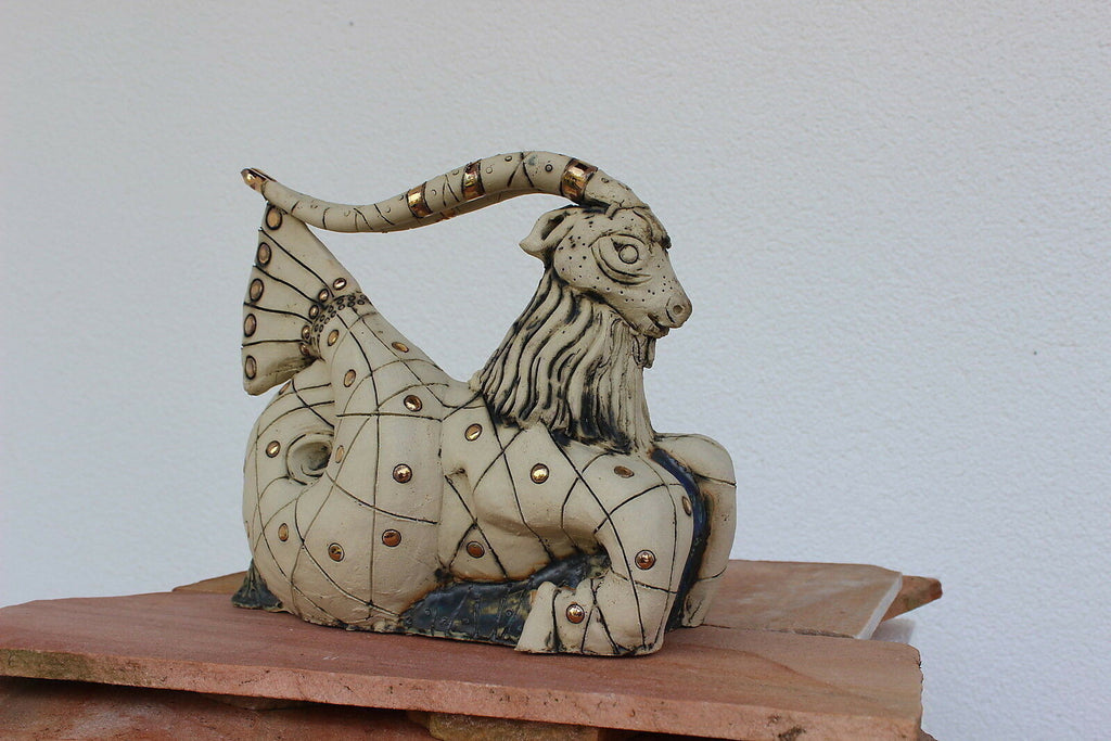Sternzeichen Steinbock Skulptur aus Keramik Xxl vergoldet wunderschön Hochwertig