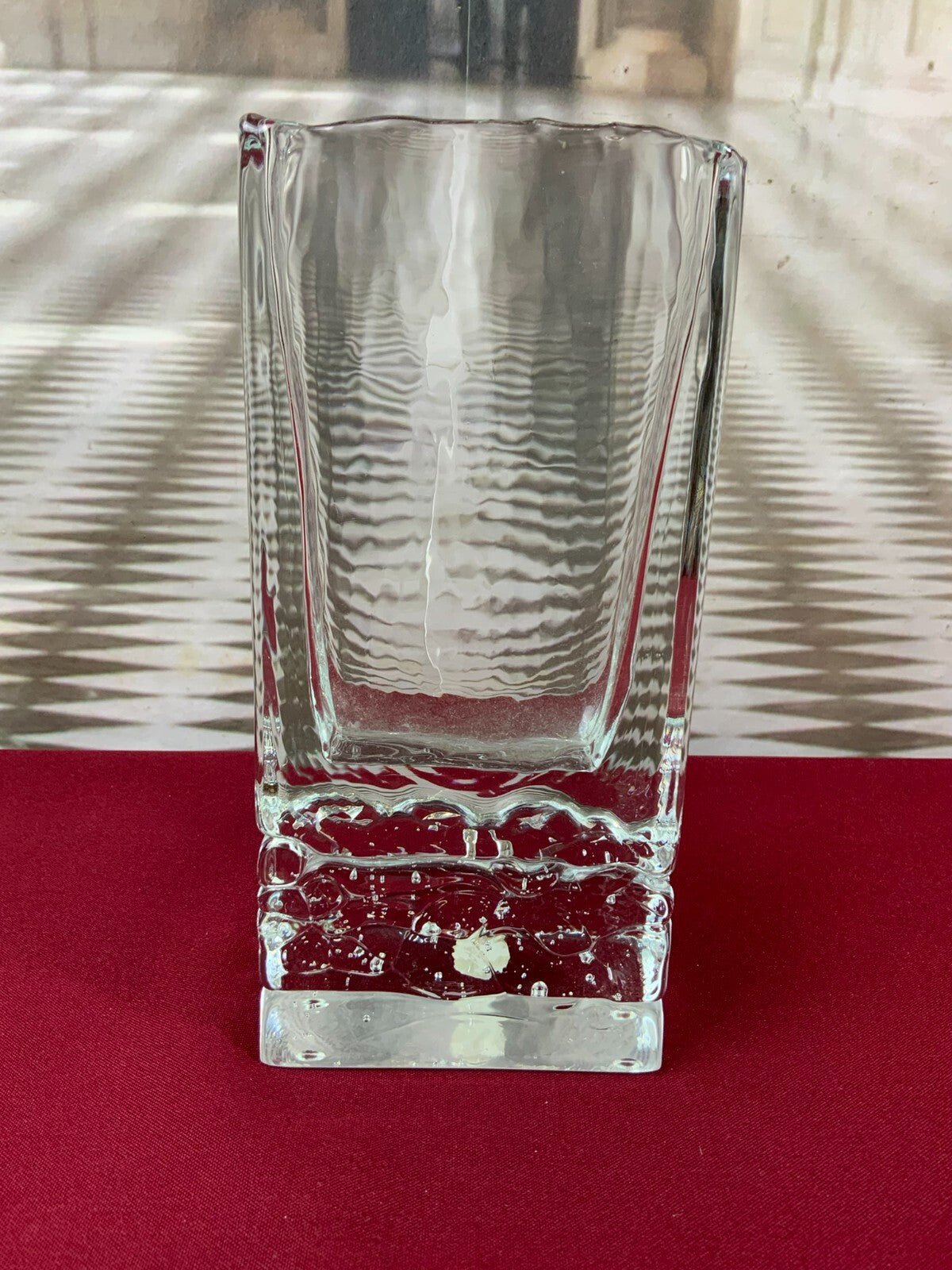 Beranek Glas Vase massiv gearbeitet 2kg 22cm hoch