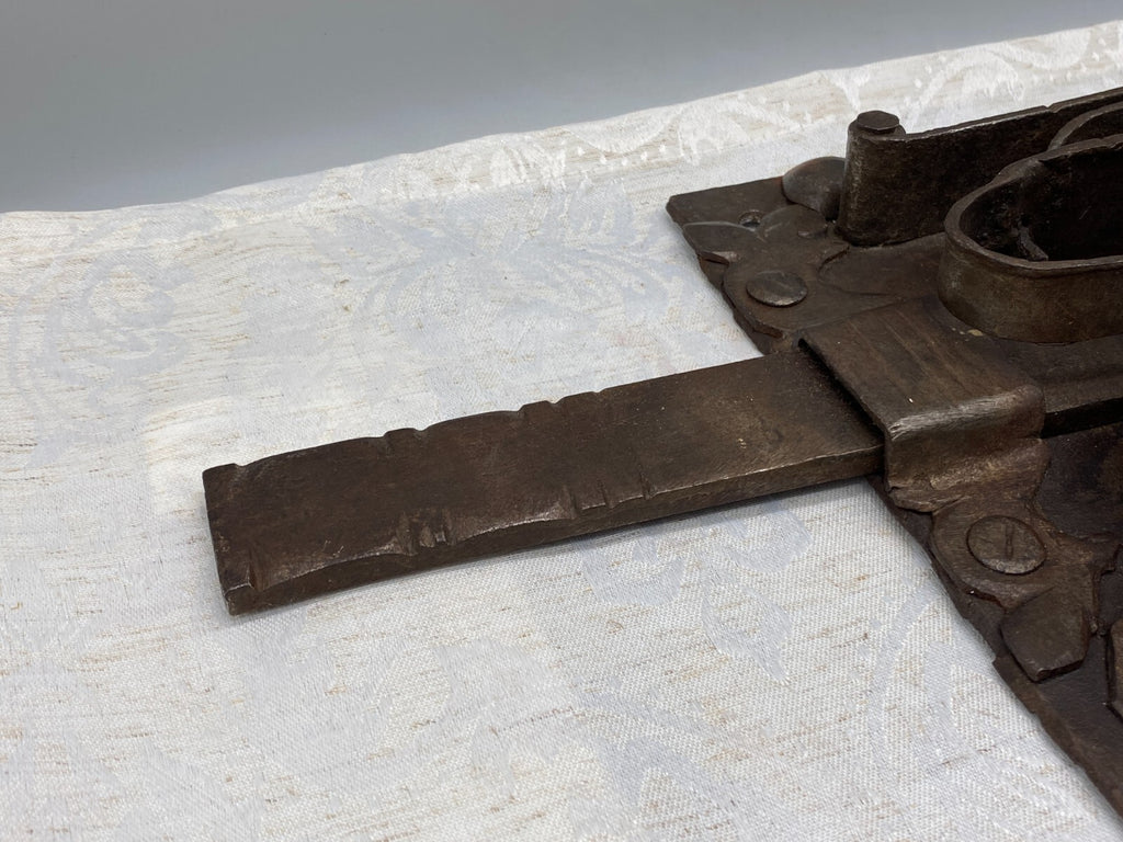 Sehr grosses antikes Barockschloss Torschloss 45x24,5cm Schloss Eisen Schlüssel