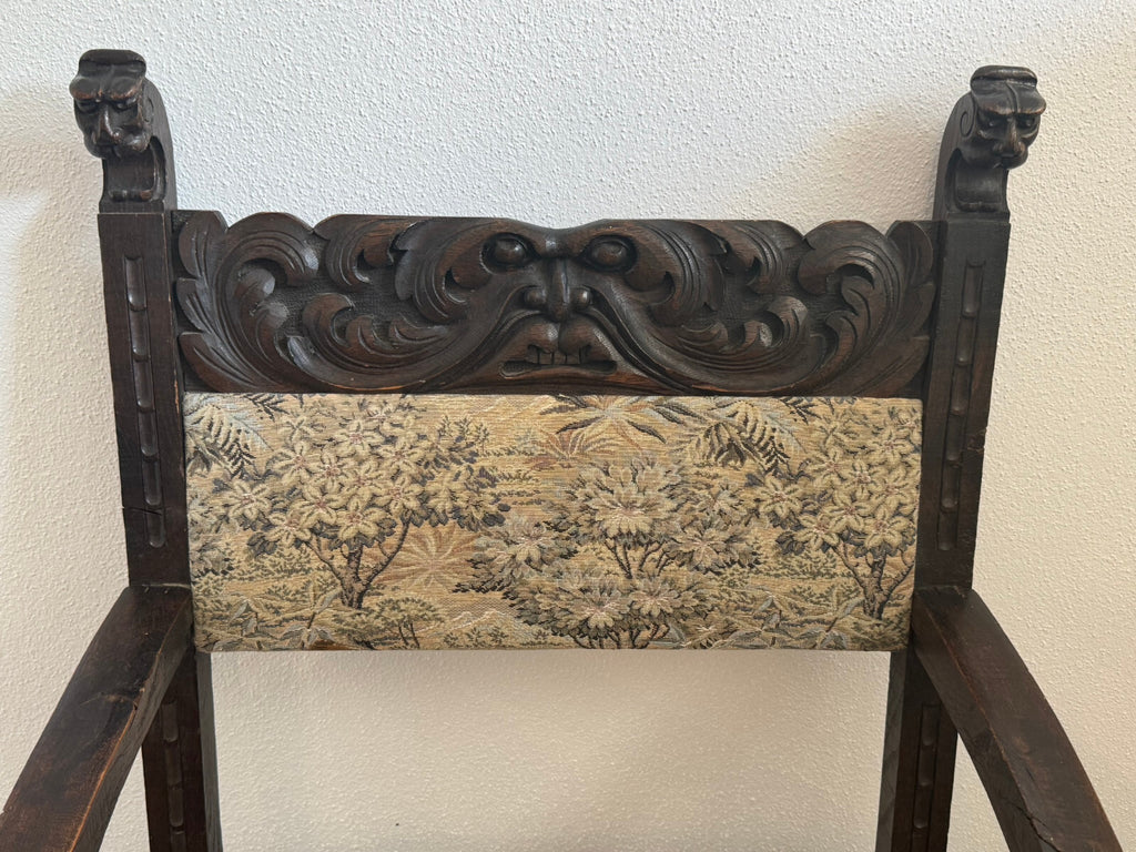 Antiker Gründerzeit Neo Renaissance Sessel Eiche massiv handgeschnitzt 19 tes Jh