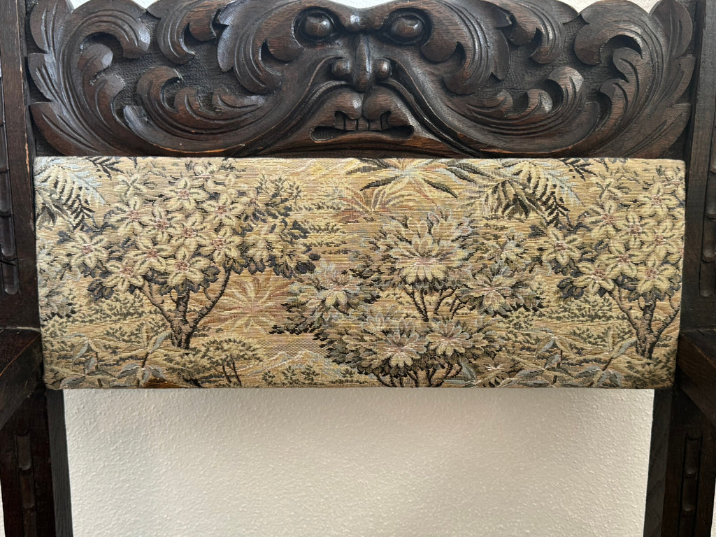 Antiker Gründerzeit Neo Renaissance Sessel Eiche massiv handgeschnitzt 19 tes Jh