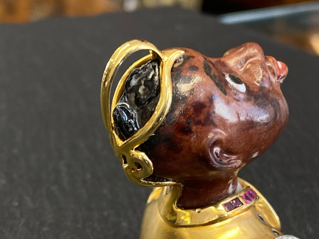 Kati Zorn Anhänger aus Porzellan 18K Goldfassung Diamanten 0.44ct Saphire Rubine