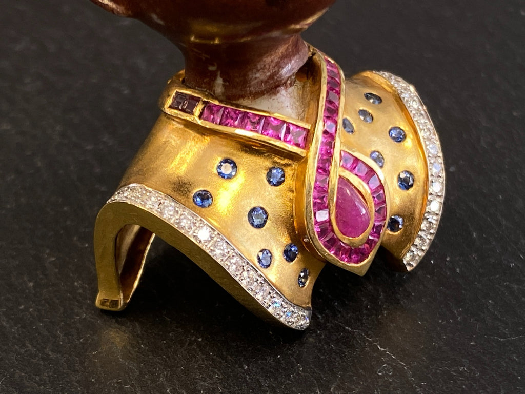 Kati Zorn Anhänger aus Porzellan 18K Goldfassung Diamanten 0.44ct Saphire Rubine