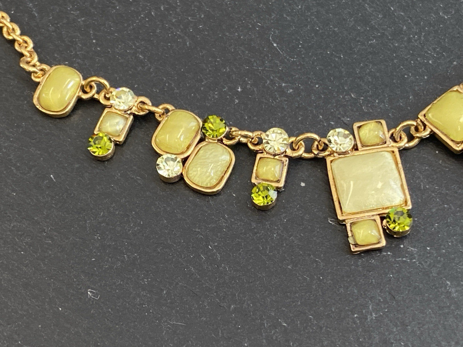 Collier Halskette Kette Metall Kunststeine
