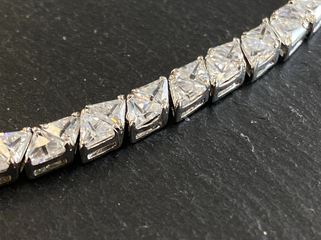 Elegante Halskette aus Sterling Silber 925 mit Glas Brillanten
