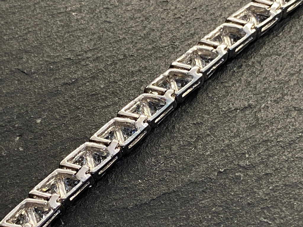 Elegante Halskette aus Sterling Silber 925 mit Glas Brillanten