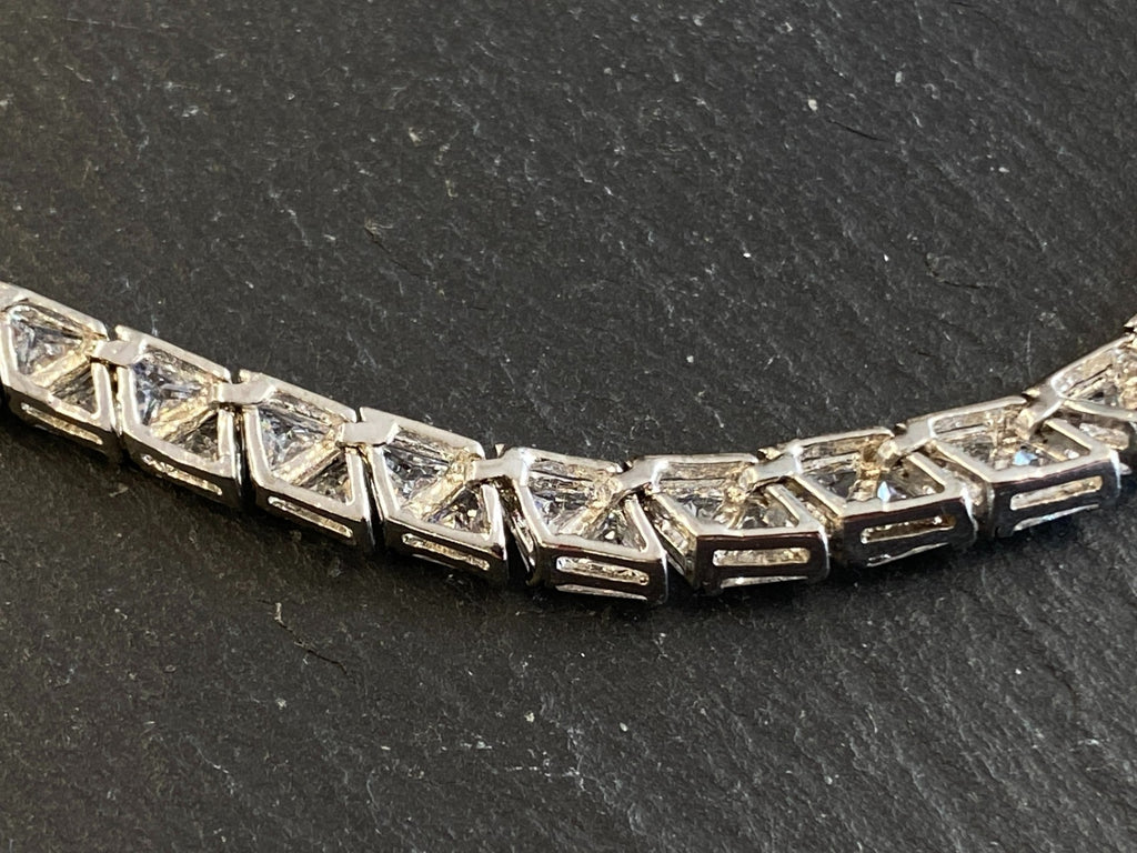 Elegante Halskette aus Sterling Silber 925 mit Glas Brillanten