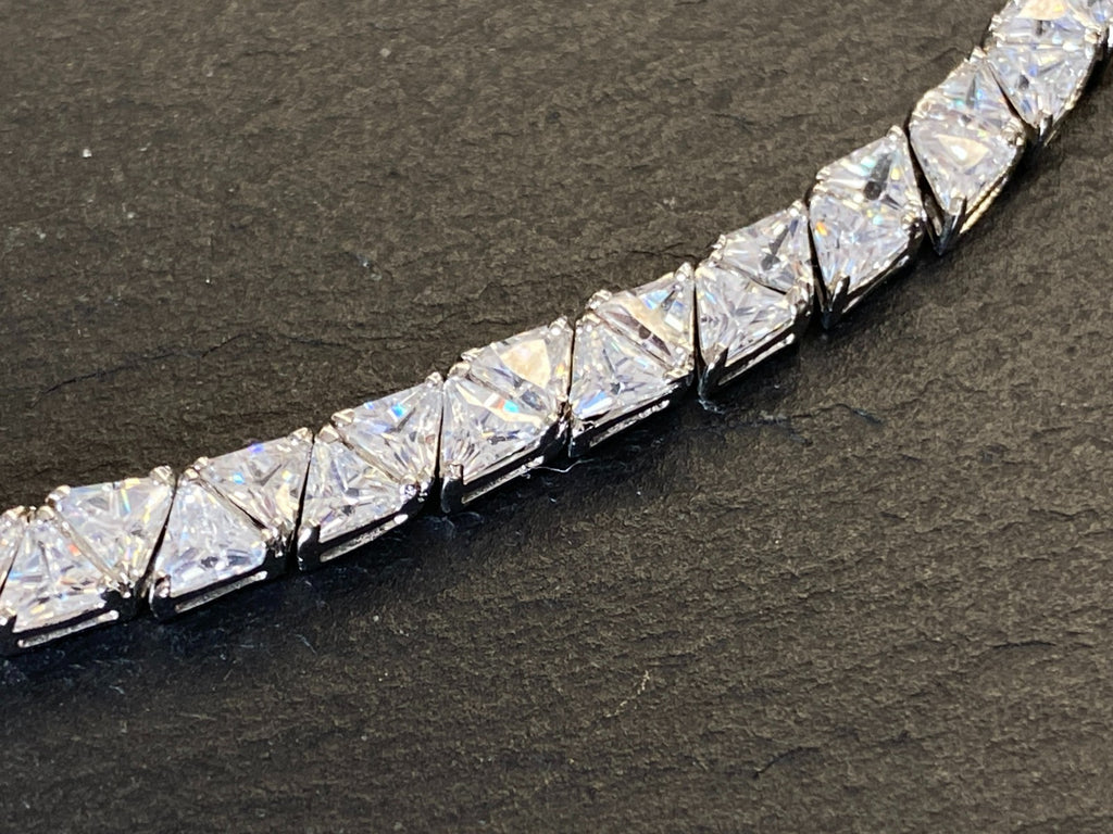 Elegante Halskette aus Sterling Silber 925 mit Glas Brillanten
