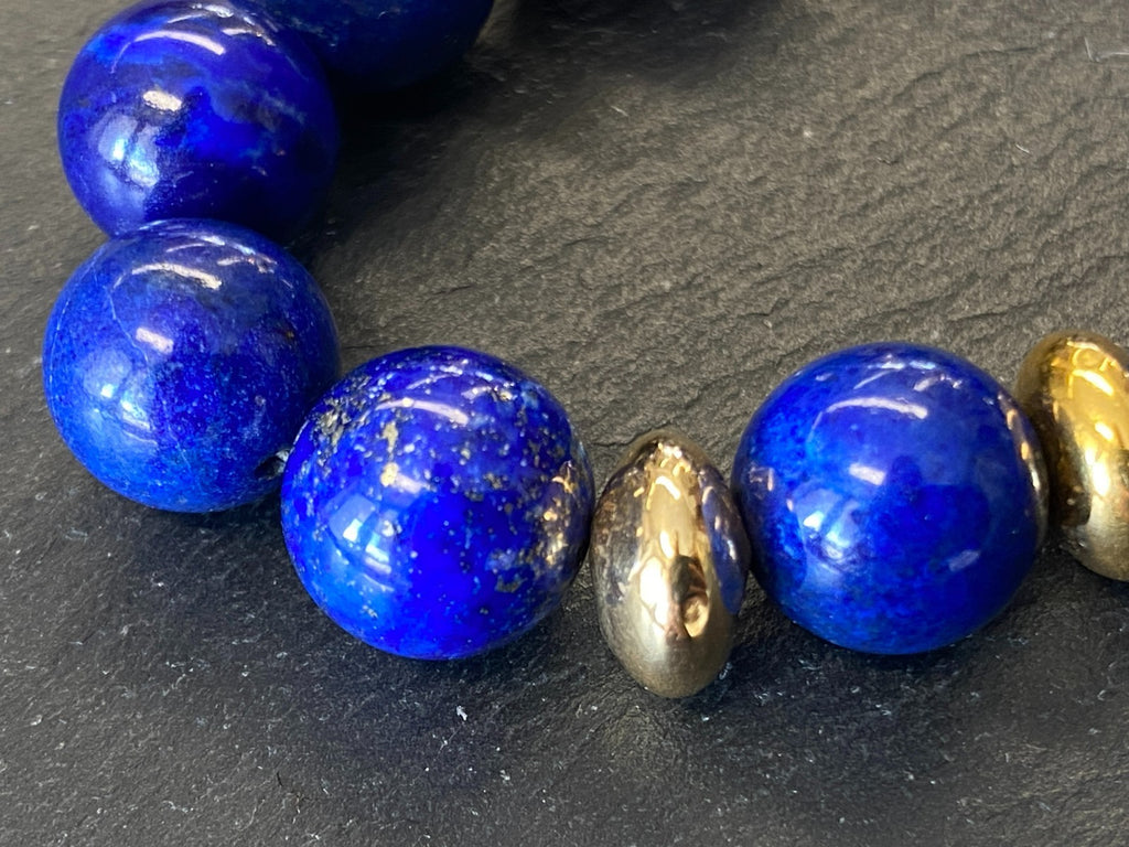 Massive Halskette aus Lapis Lazuli Perlen mit 1,2cm Durchmesser