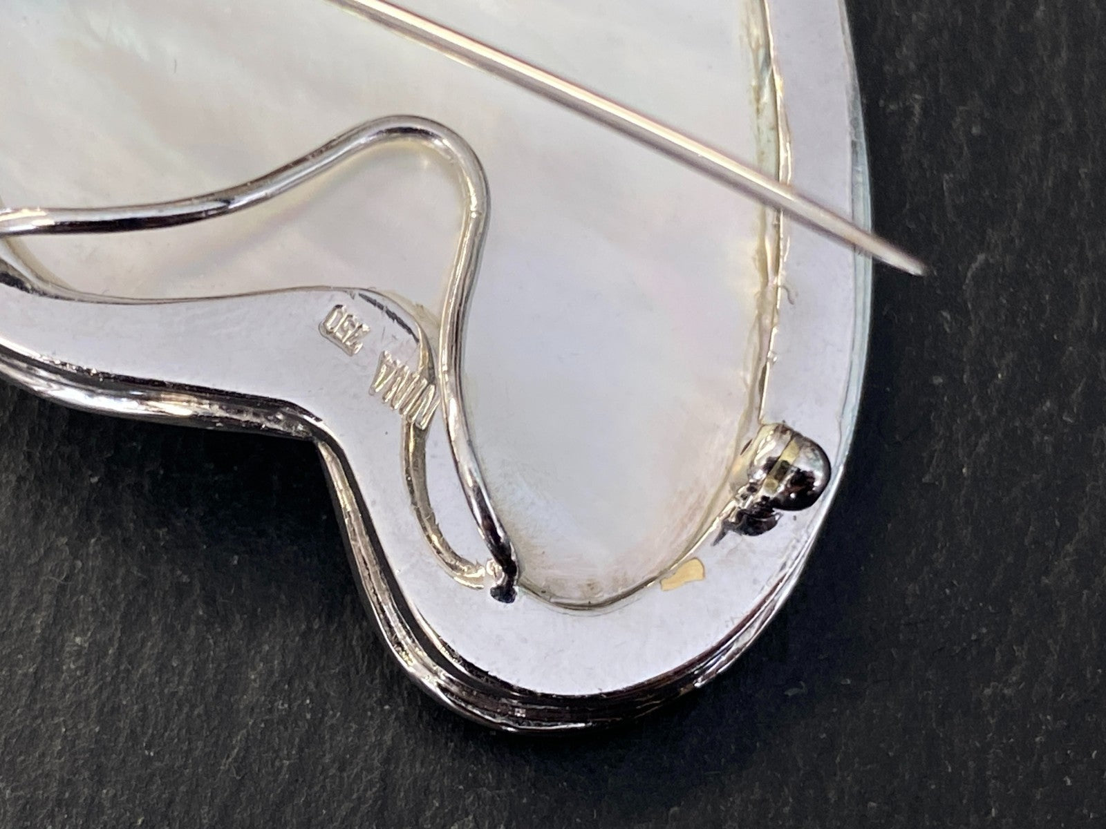 5200,- Nina grosse Brosche Anhänger Mabeperle Weissgold 18K Diamanten 0,6ct