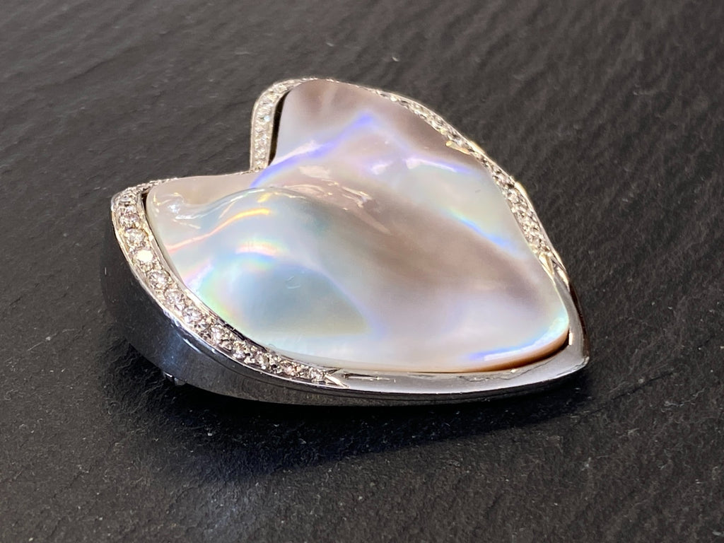 5200,- Nina grosse Brosche Anhänger Mabeperle Weissgold 18K Diamanten 0,6ct