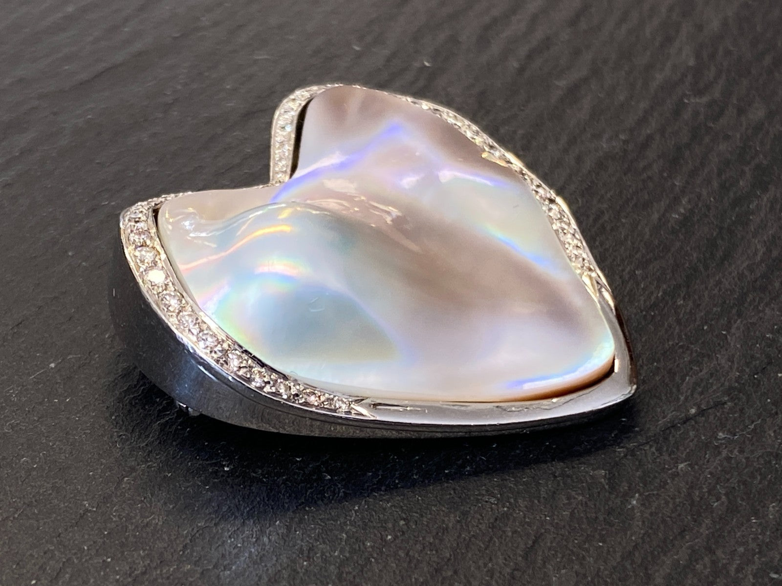 5200,- Nina grosse Brosche Anhänger Mabeperle Weissgold 18K Diamanten 0,6ct