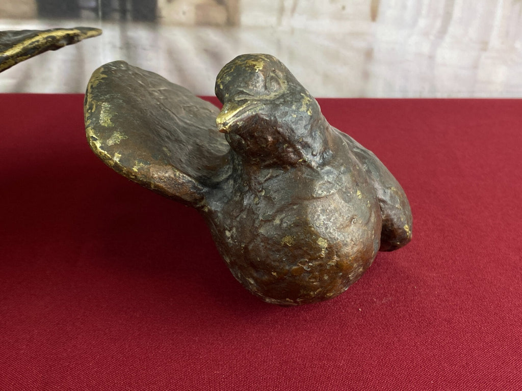 Paar antike Bronze Figuren Tauben Neapel um 1890 Skulpturen für das Ehebett